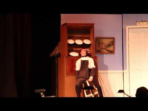 "Mary Poppins" Plate Falling Effect