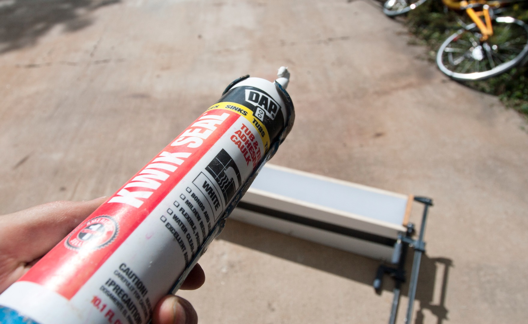 [10]Caulk.jpg