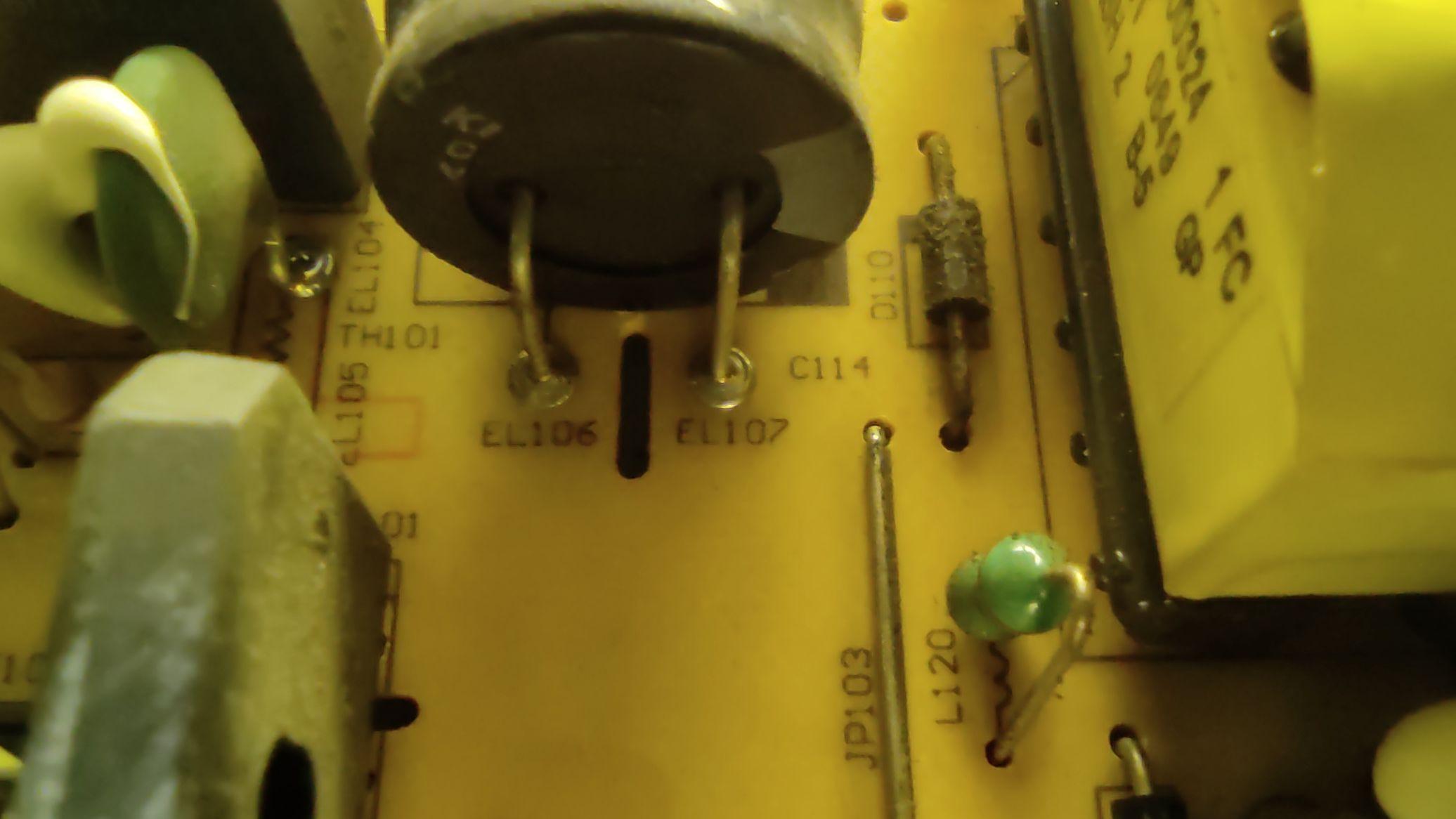 [20-3] Desolder Large Close.jpg