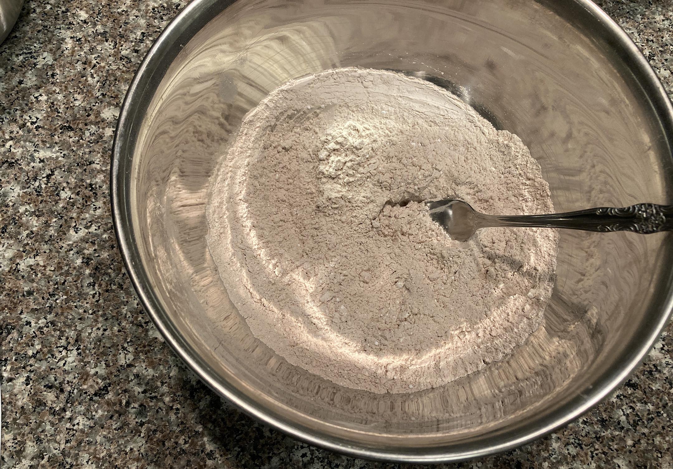 01 Mixing dry ingredients.jpg