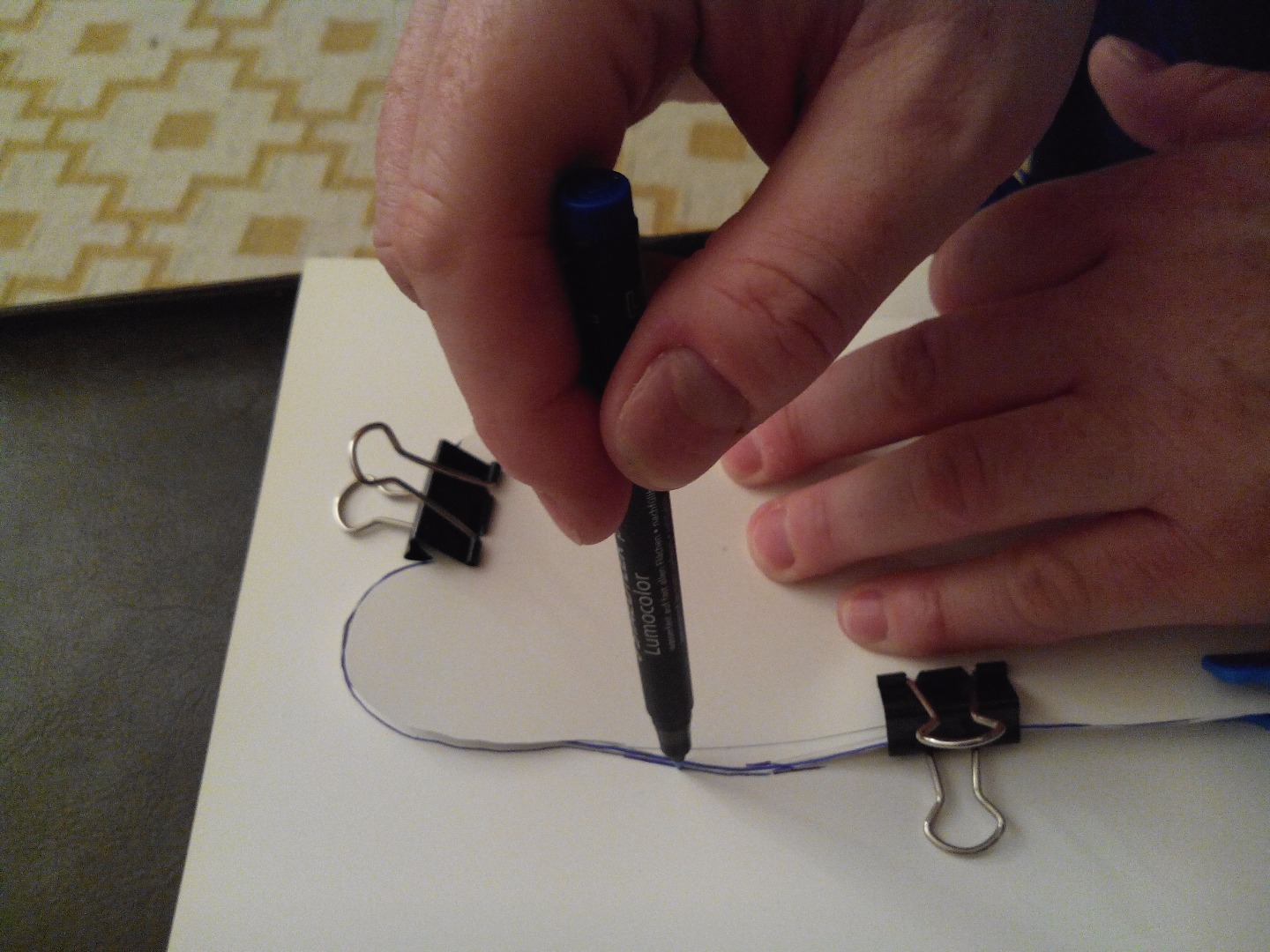 03 make an average shape of left n right foot.jpg