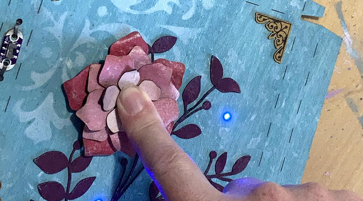 03-press flower in middle.JPG