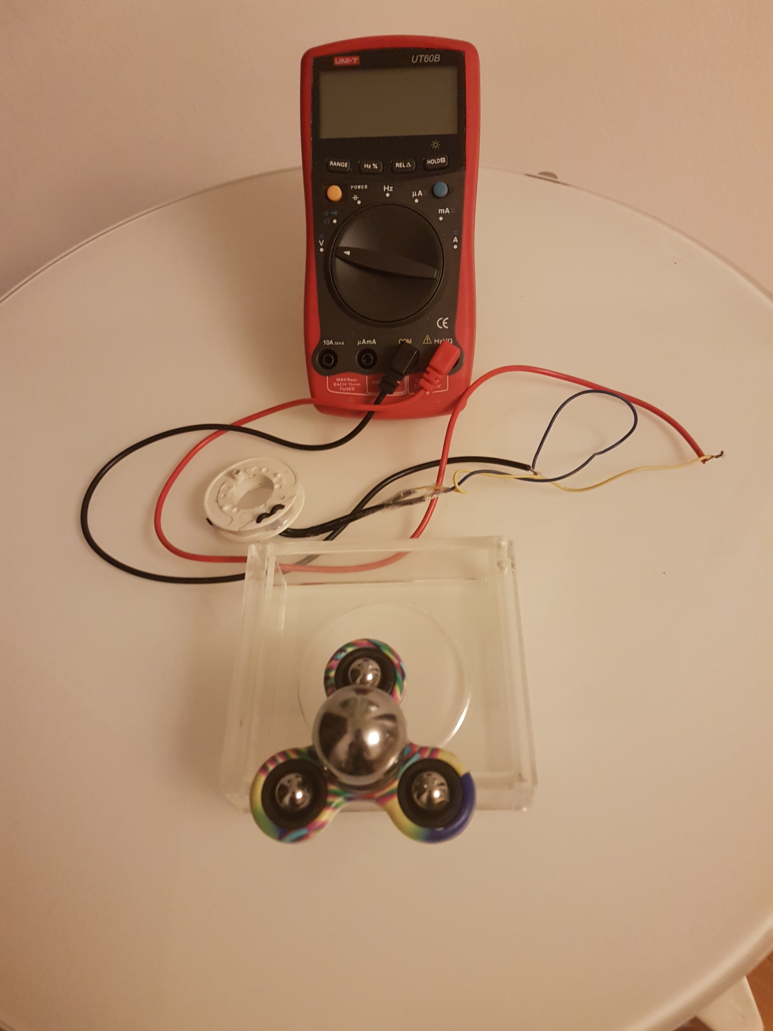 100 V fidget spinner generator.jpg