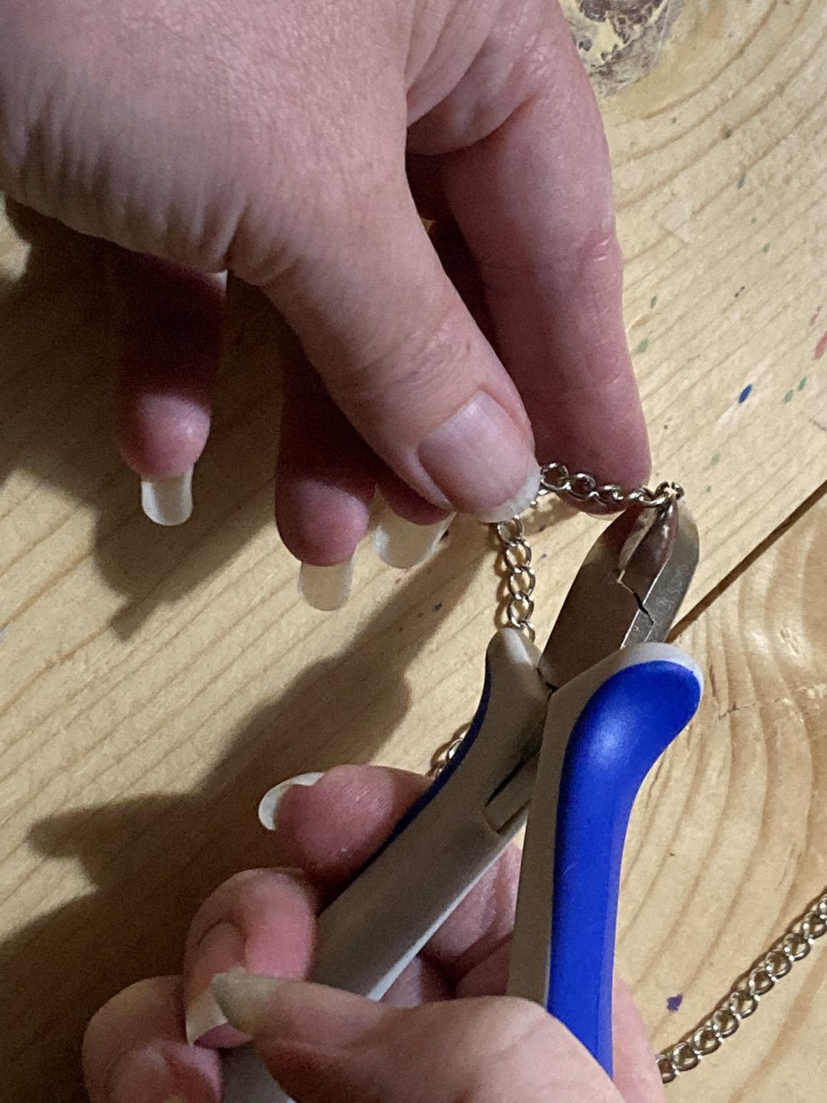 11-cutting chain.JPG