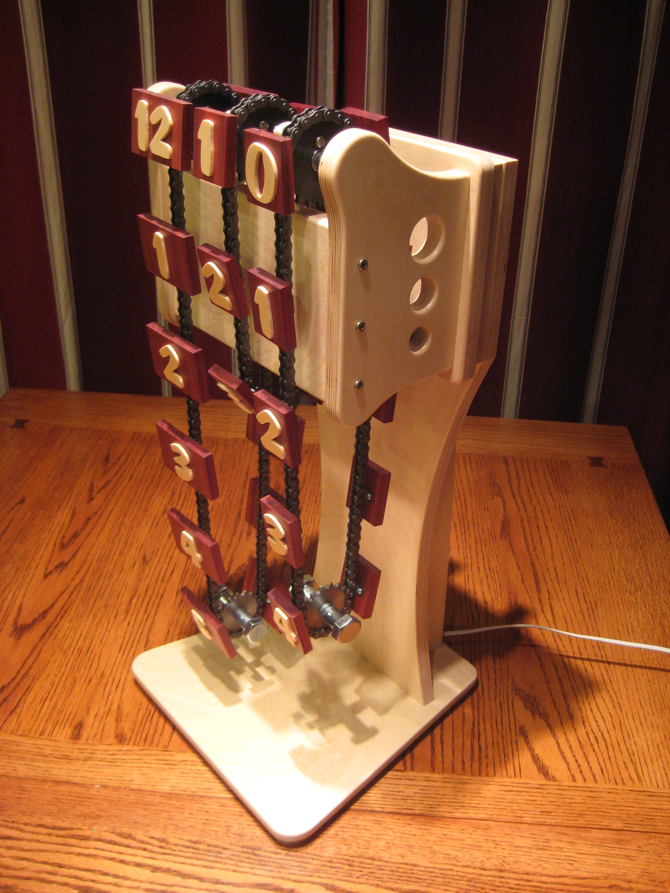 122811-Chain Clock-006.JPG