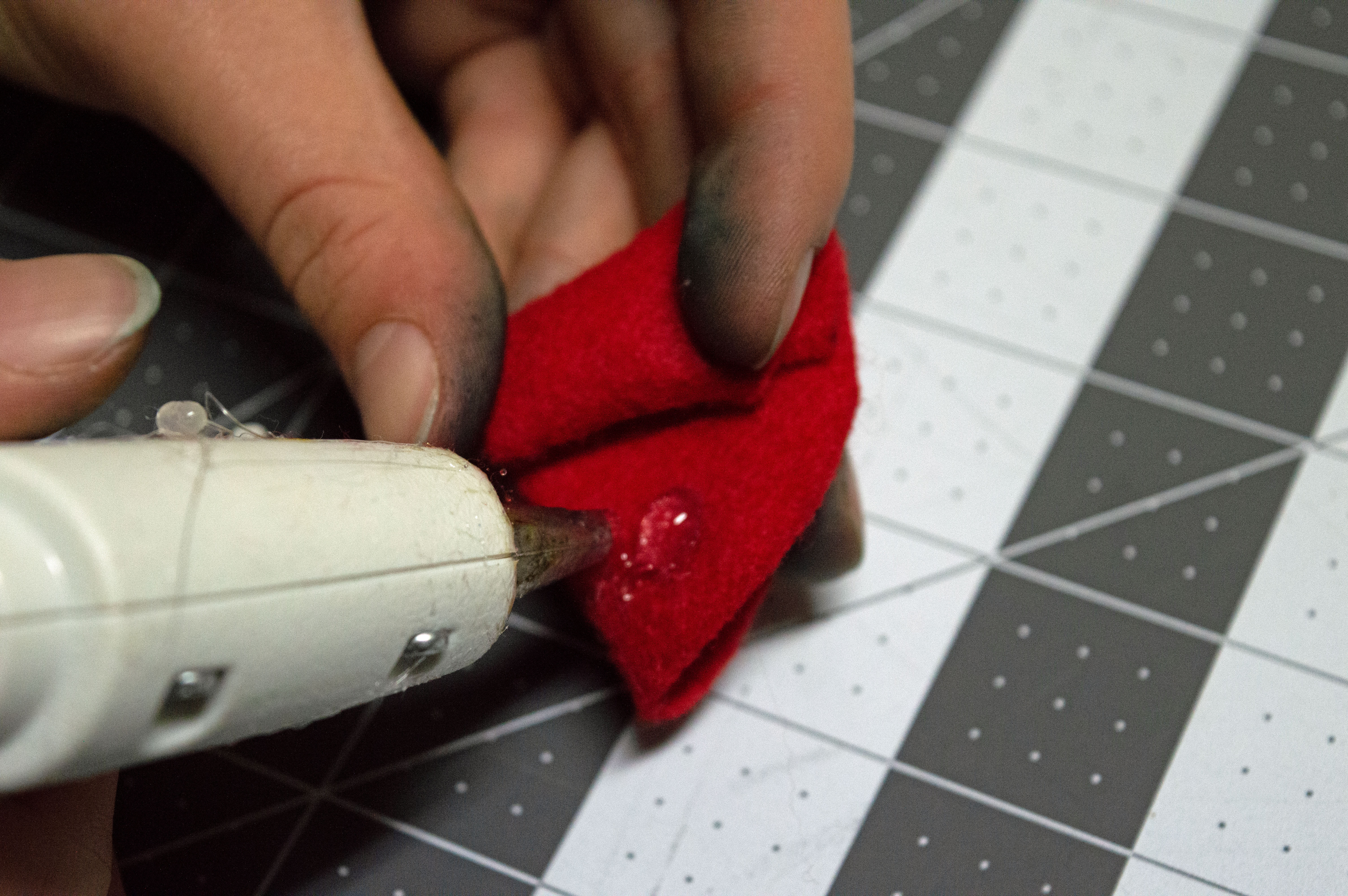 19d making a rose.jpg