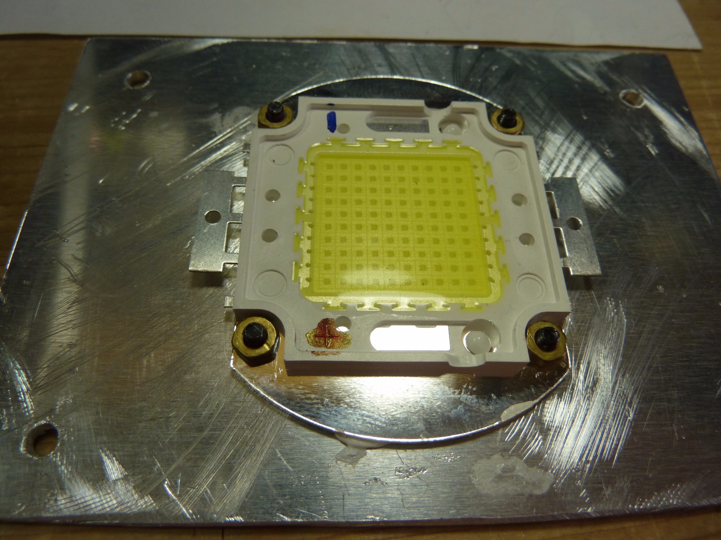 2 - Plaque Support_LED_100W_5.JPG
