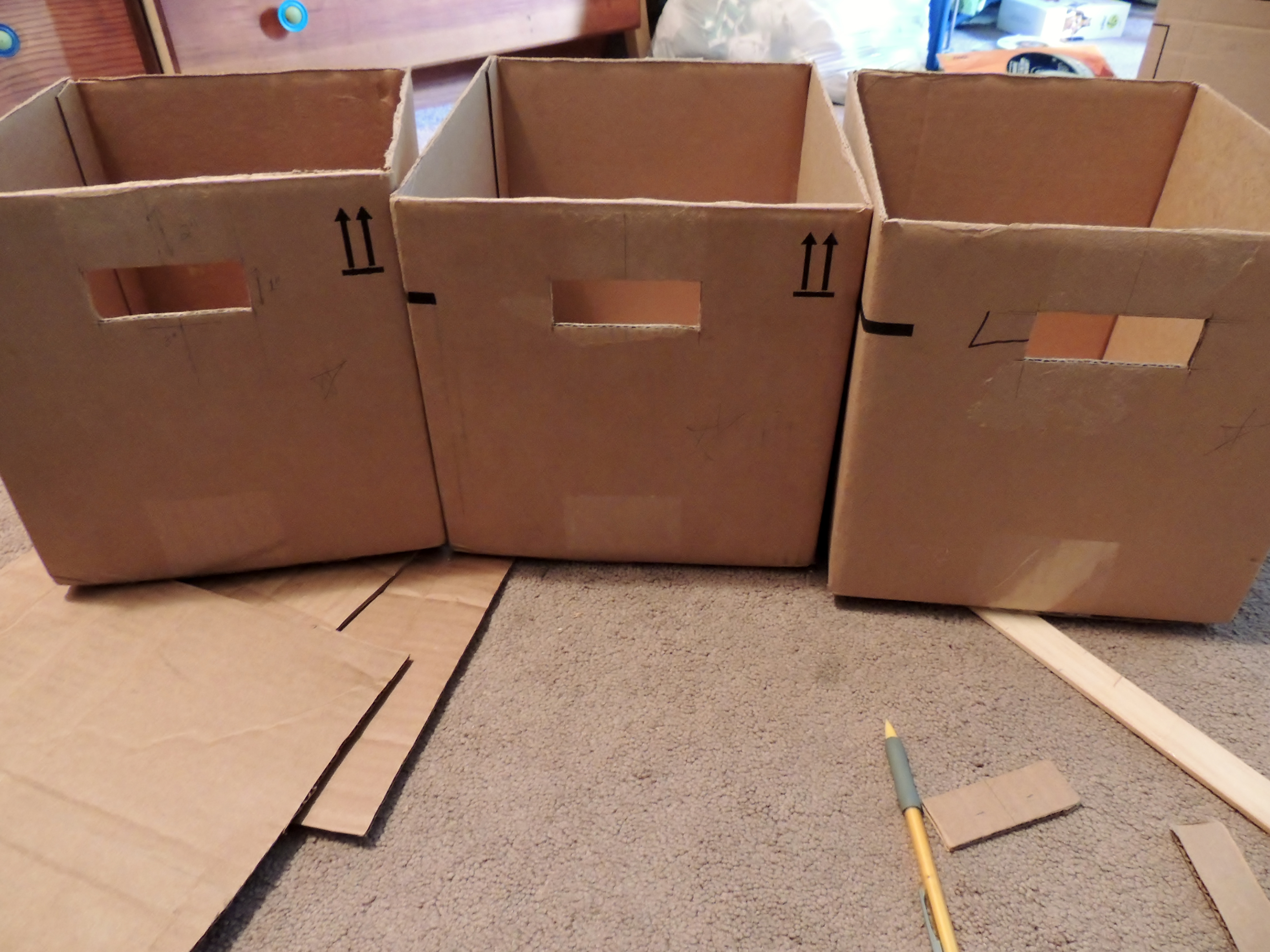 2012-04-29 Storage Boxes &amp; Mobile 1 014.JPG