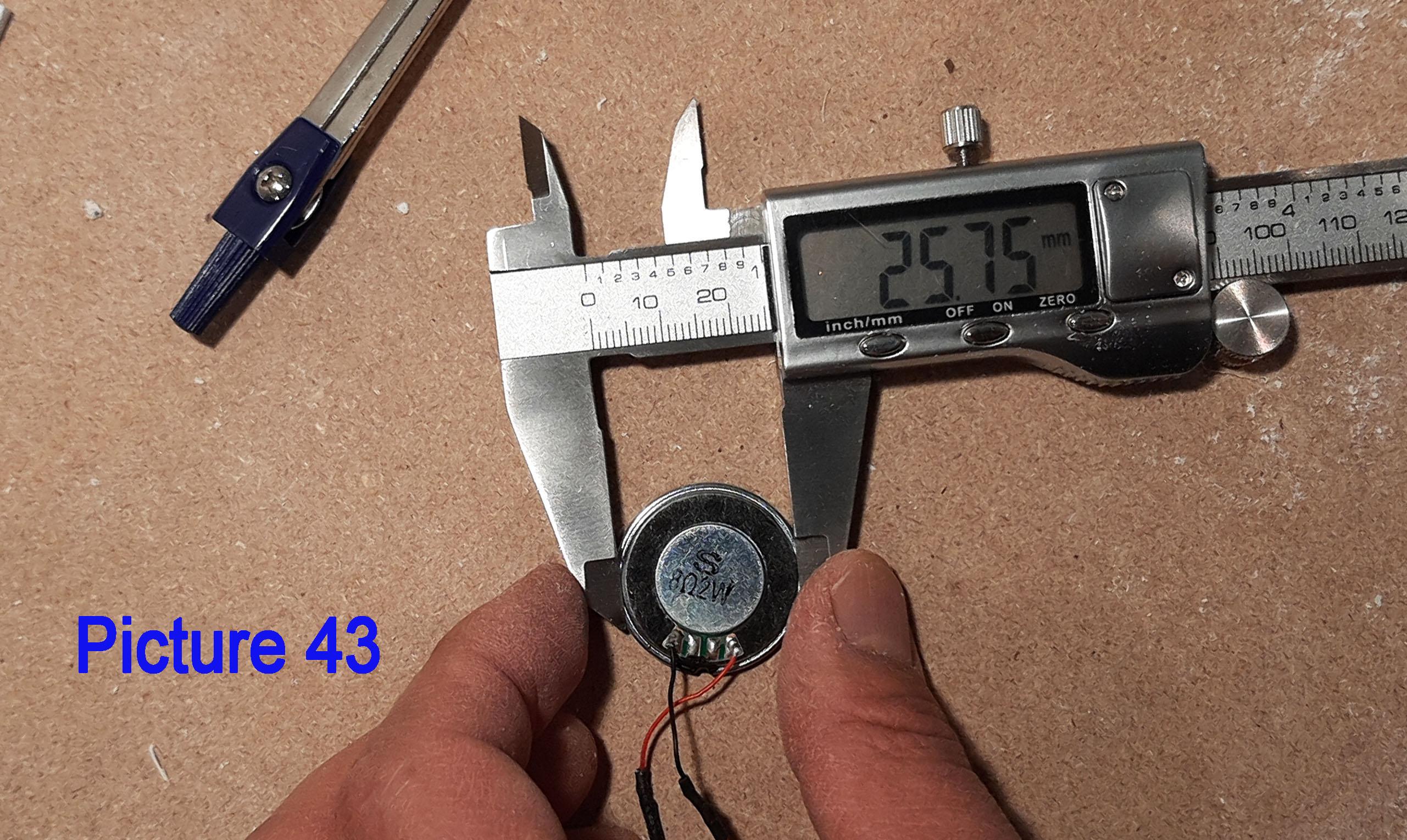 43 Speaker2_Back26mm copy.jpg