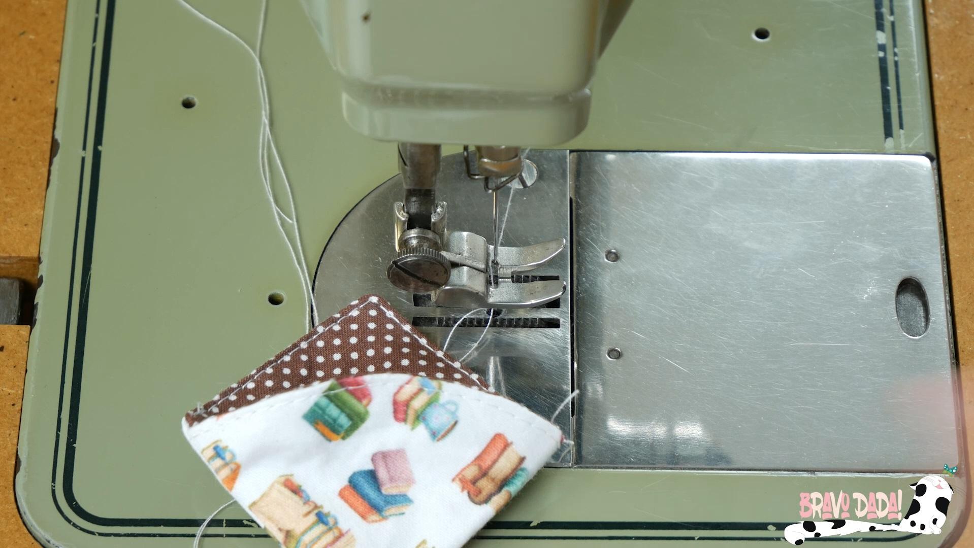 76 Corner bookmarks.jpg