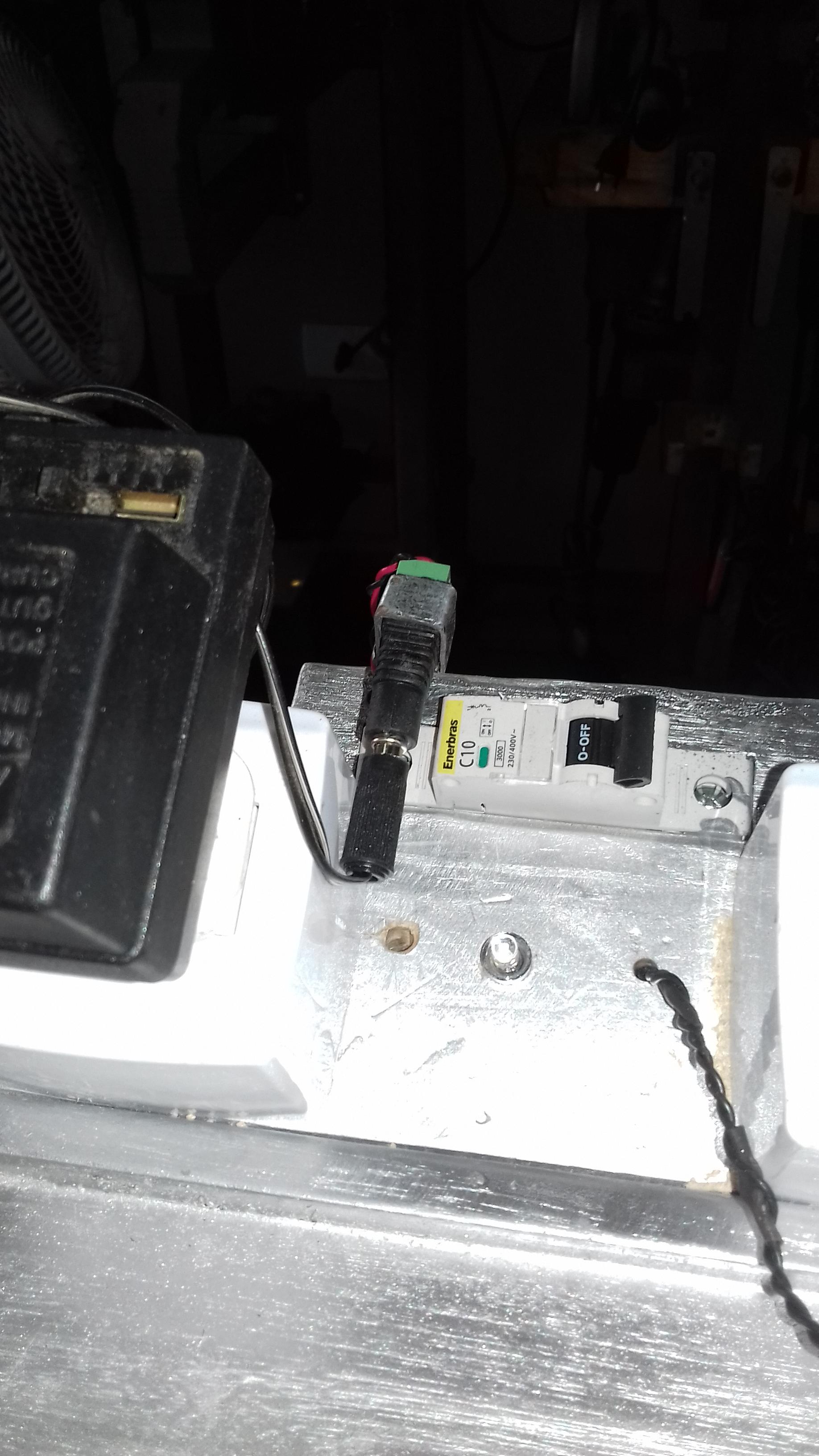 Alimenta&ccedil;&atilde;o ventildador.jpg