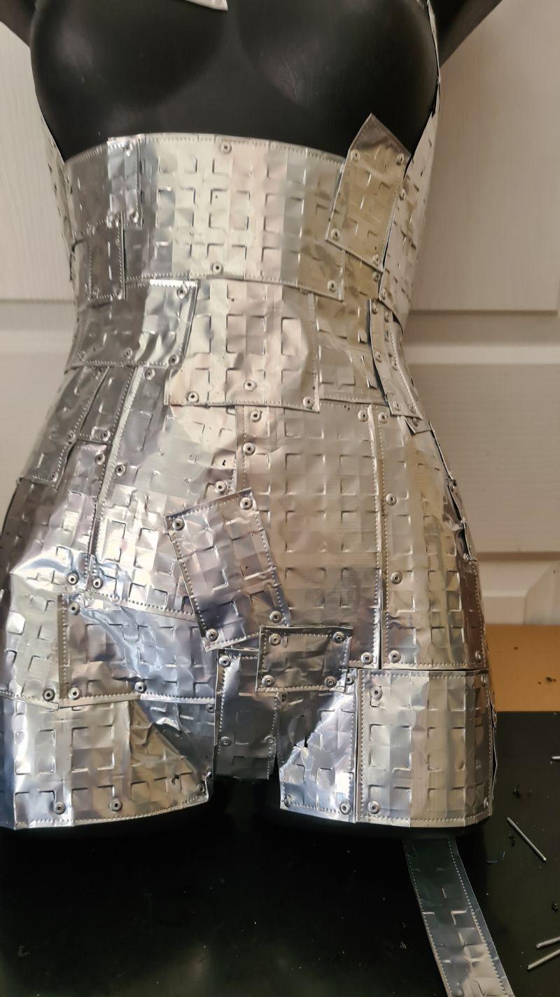 Aluminium soda can bust (28).jpg