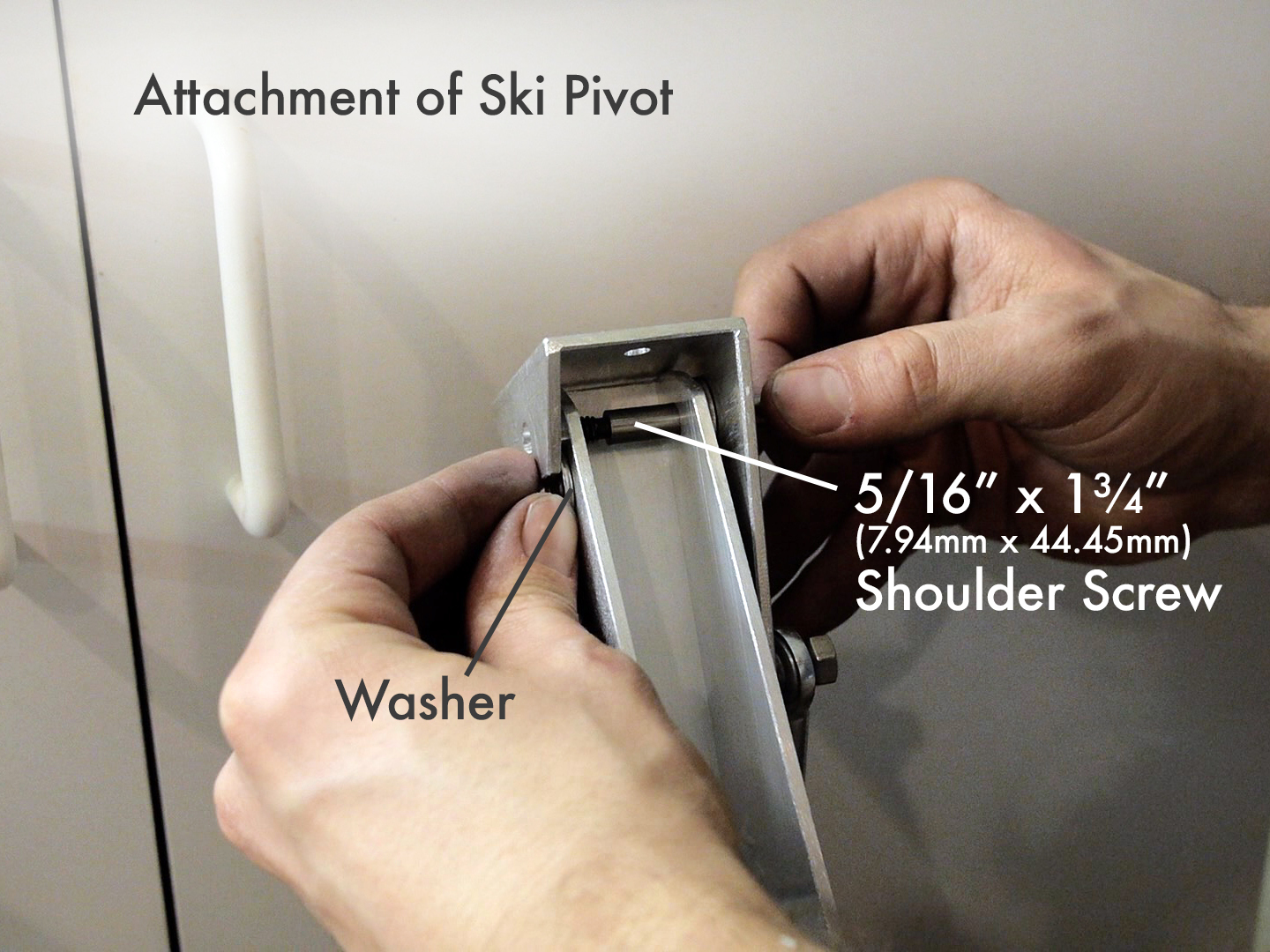 Attach Pivot to Ski Support.jpg