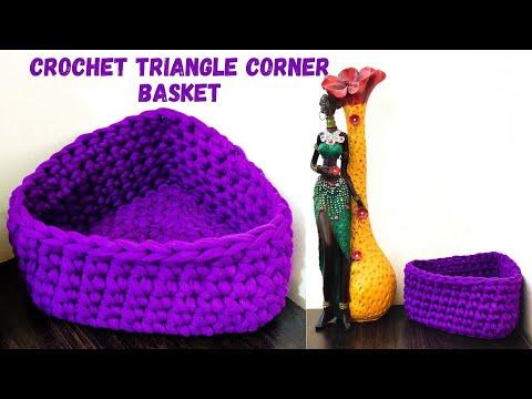 Crochet Triangle Corner Basket