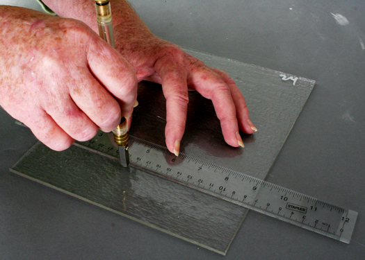 Glass_Cutting_Sep08_W1.jpg