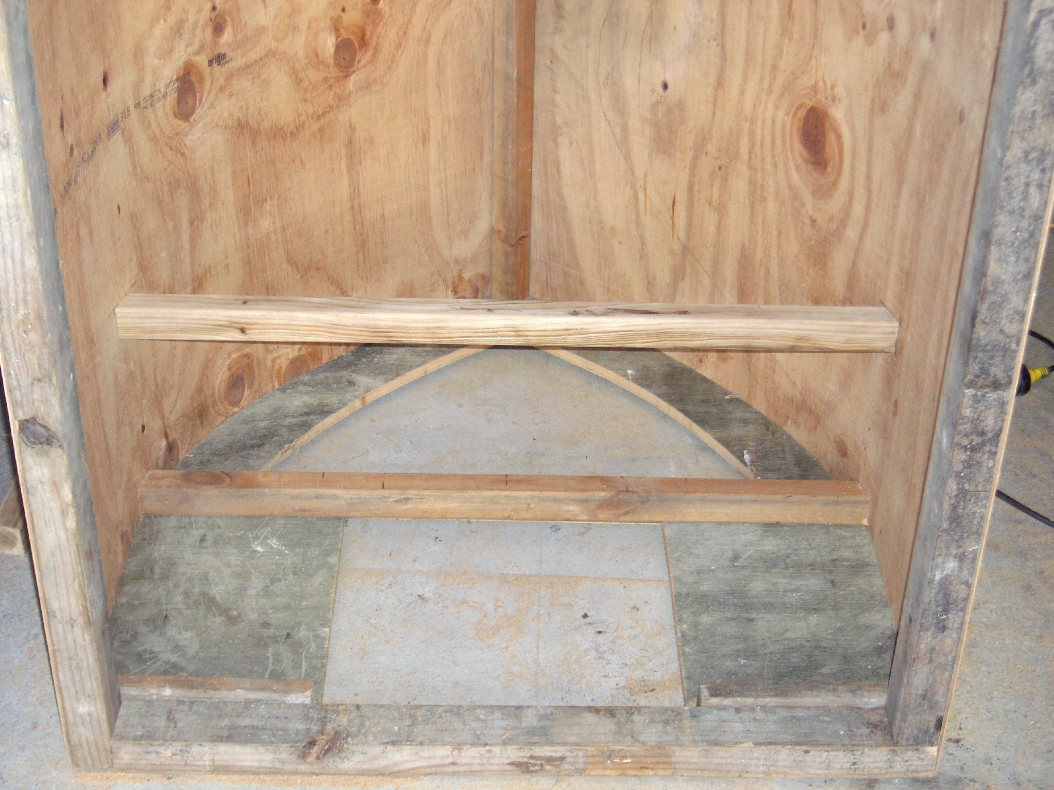 Gothic chook coop 071.JPG