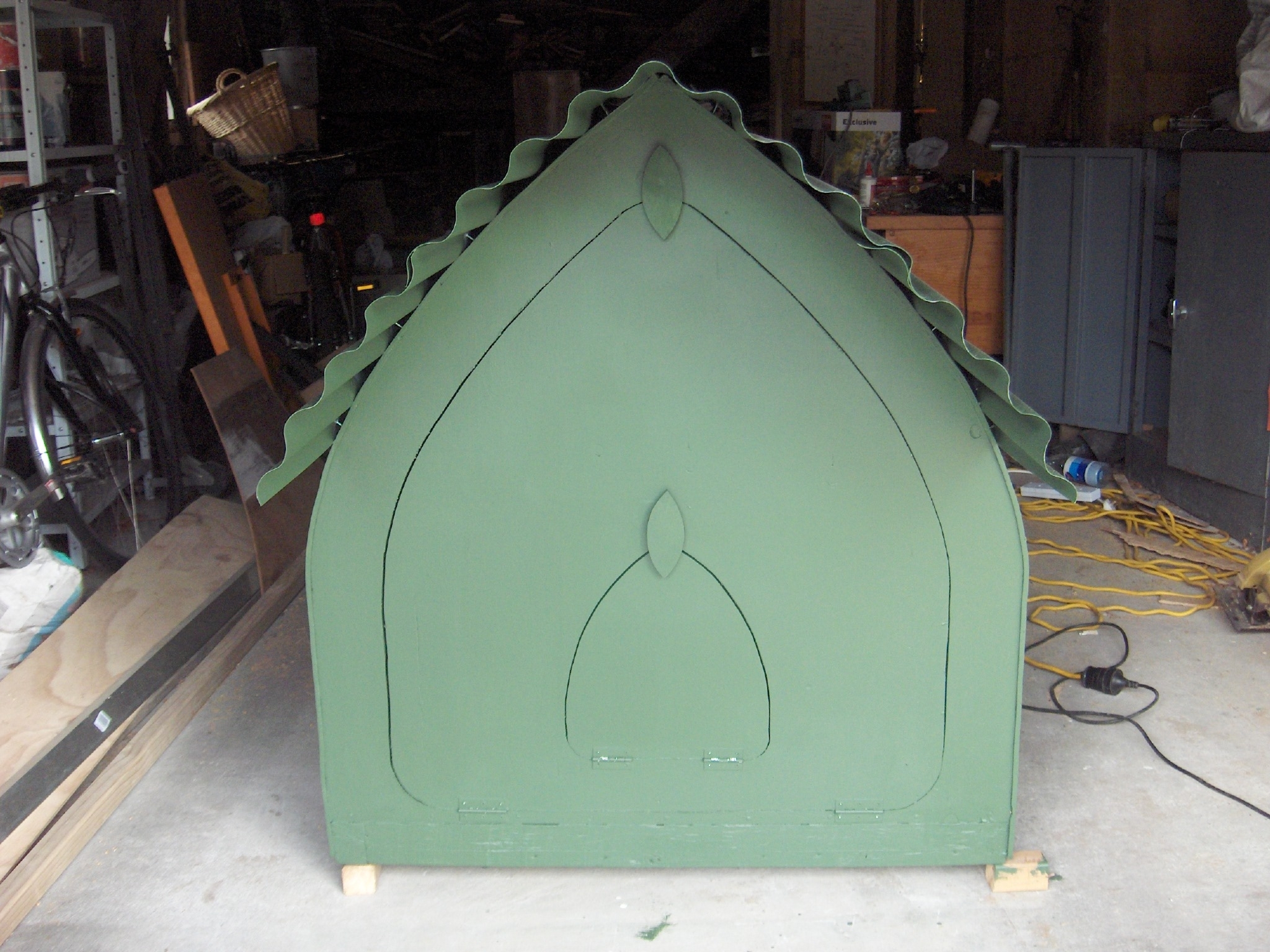 Gothic chook coop 125.JPG