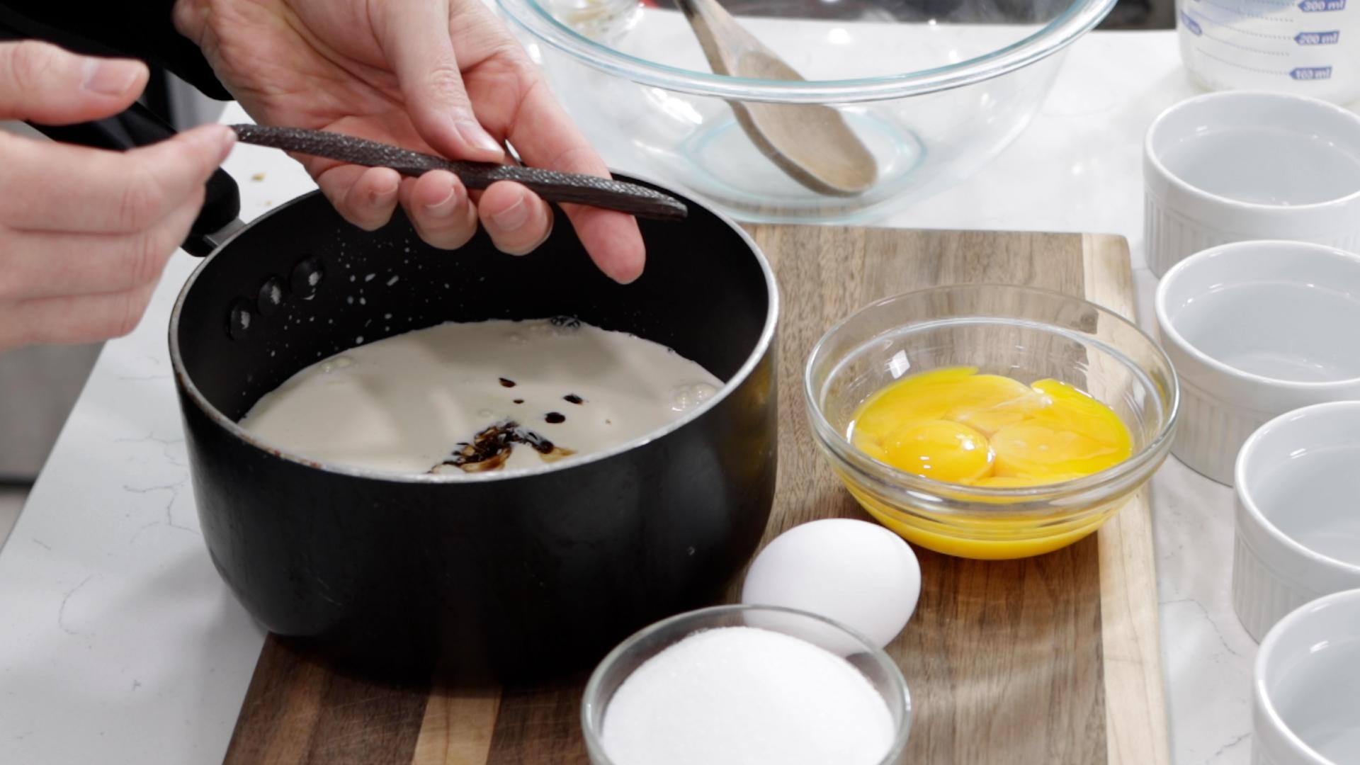 How to Make Creme Brulee  Easy Homemade Creme Brulee Recipe.00_01_46_13.Still002.jpg