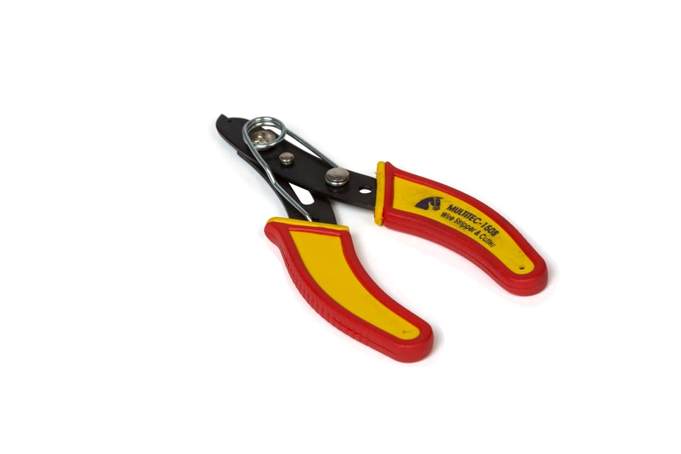 How to Use a Wire Cutter and Stripper