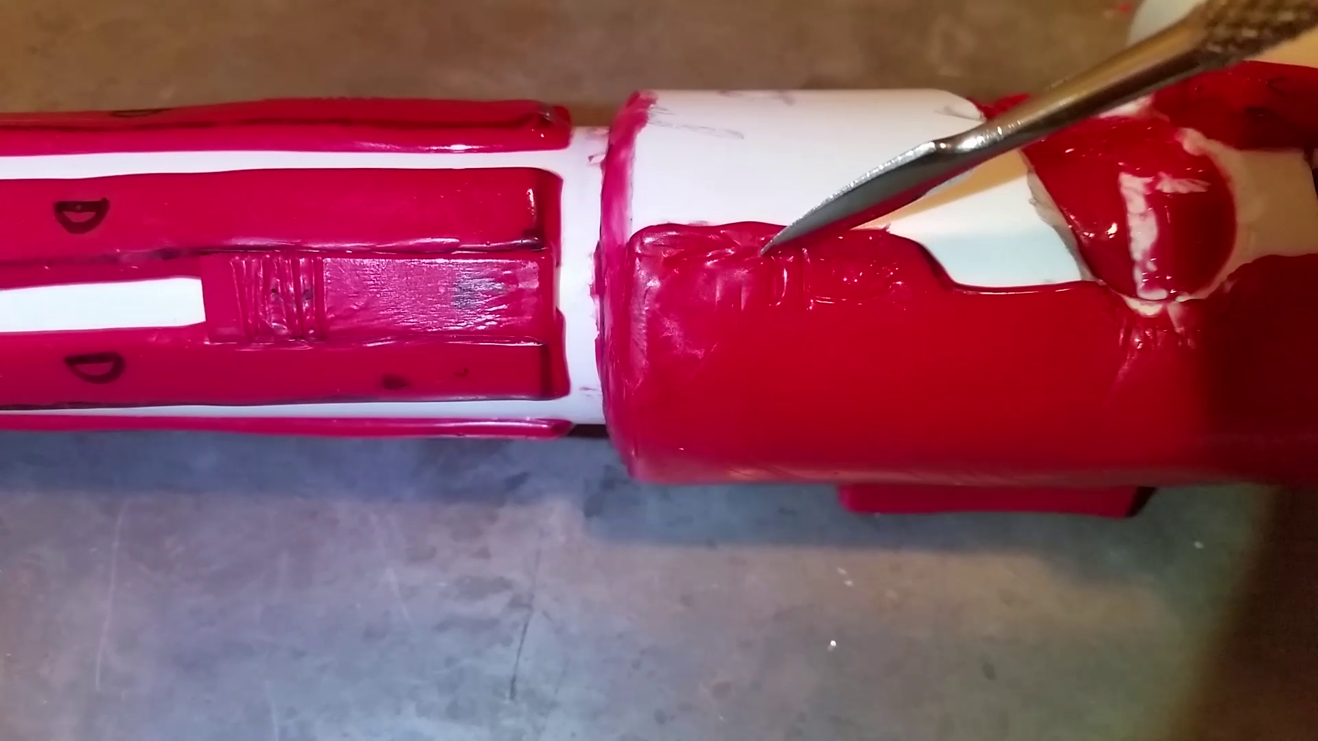 How to make a lightsaber - Kylo Ren (78).png