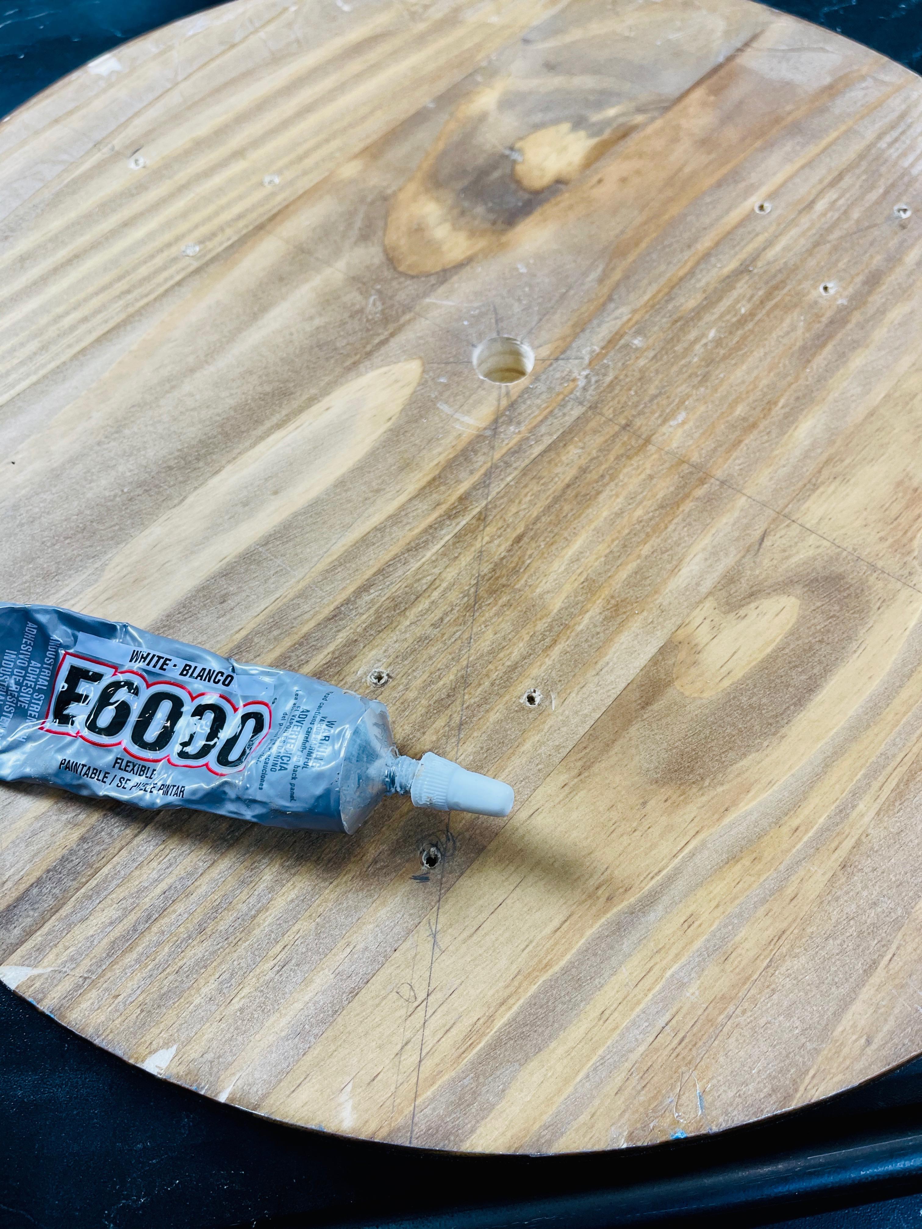 Just-Might-DIY-Snowman-Stand - 3.jpg