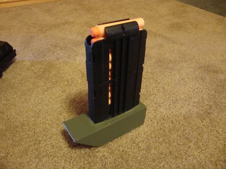 Kyle's m41a pulse rifle completed clip.jpg