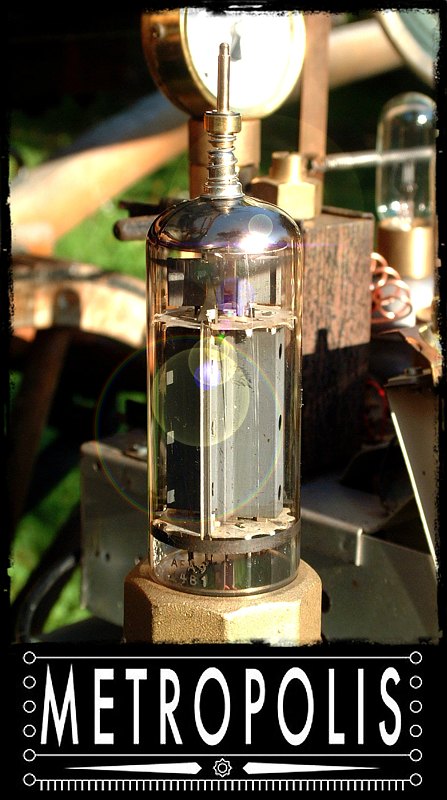 METROPOLIS I - 02.jpg