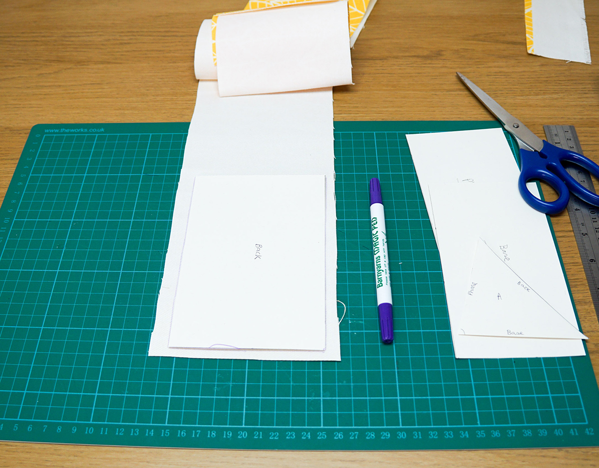 Phone Holder 21g.jpg