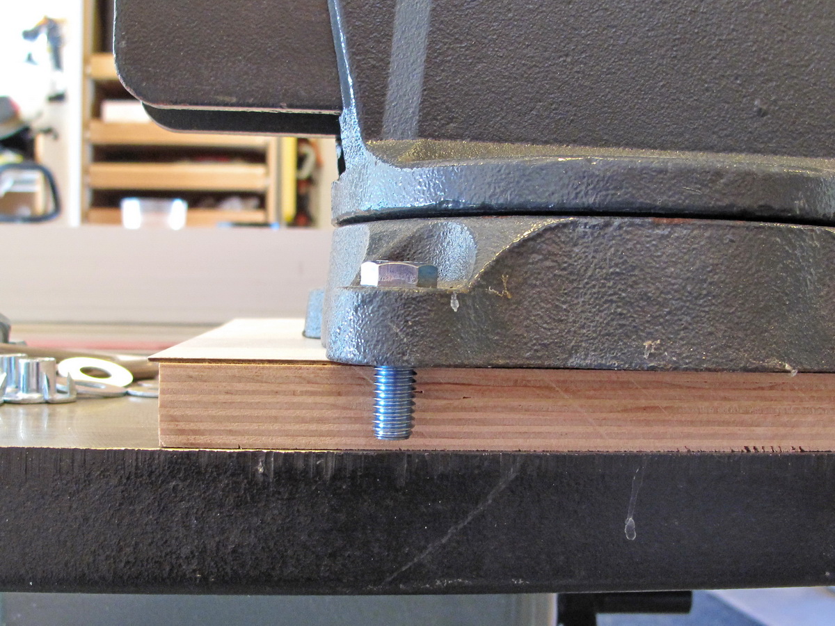 Portable Vise 03.JPG