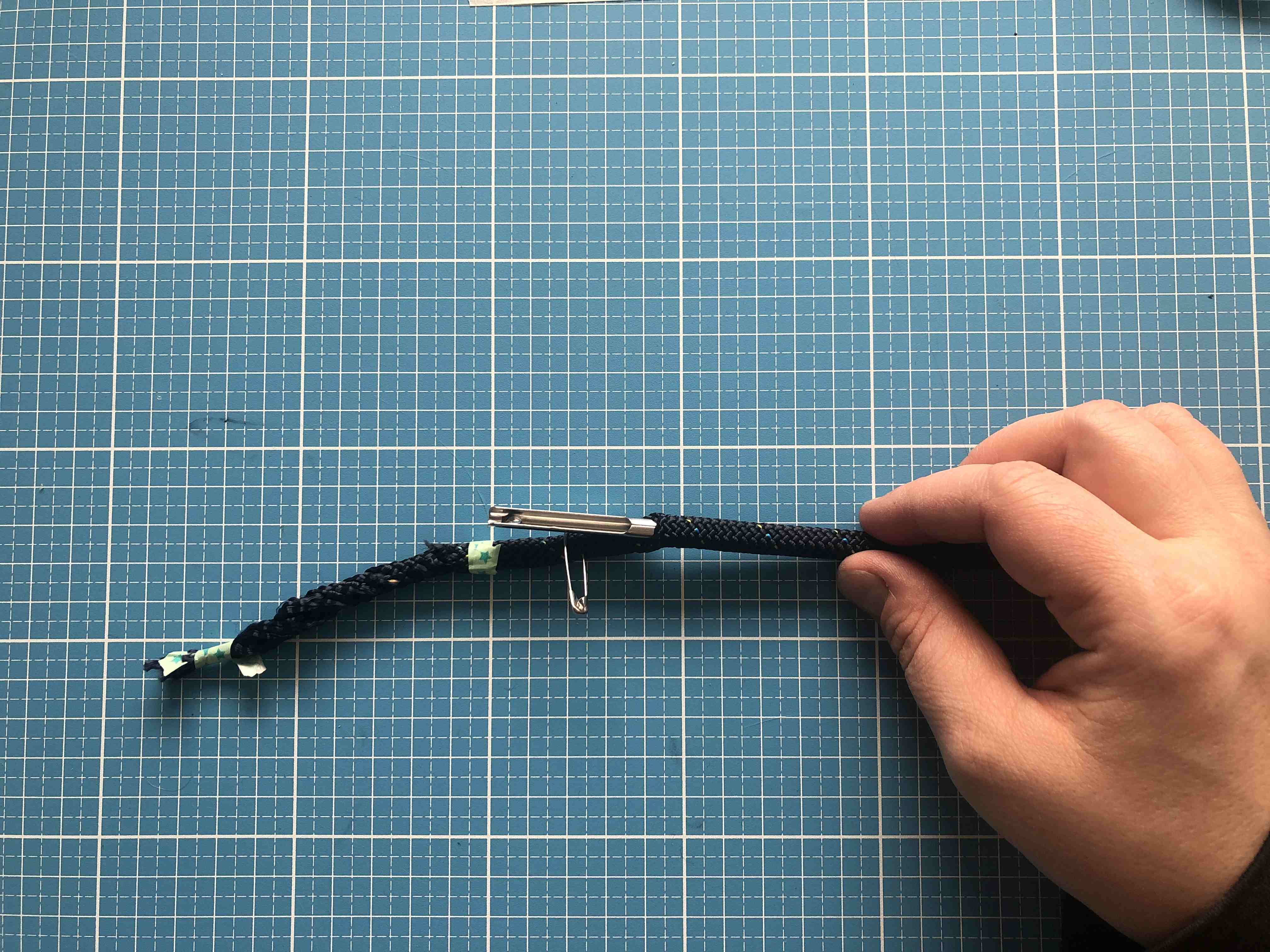 Sailing_Bracelet_Rope_DIY_instructables_sun (20).JPG