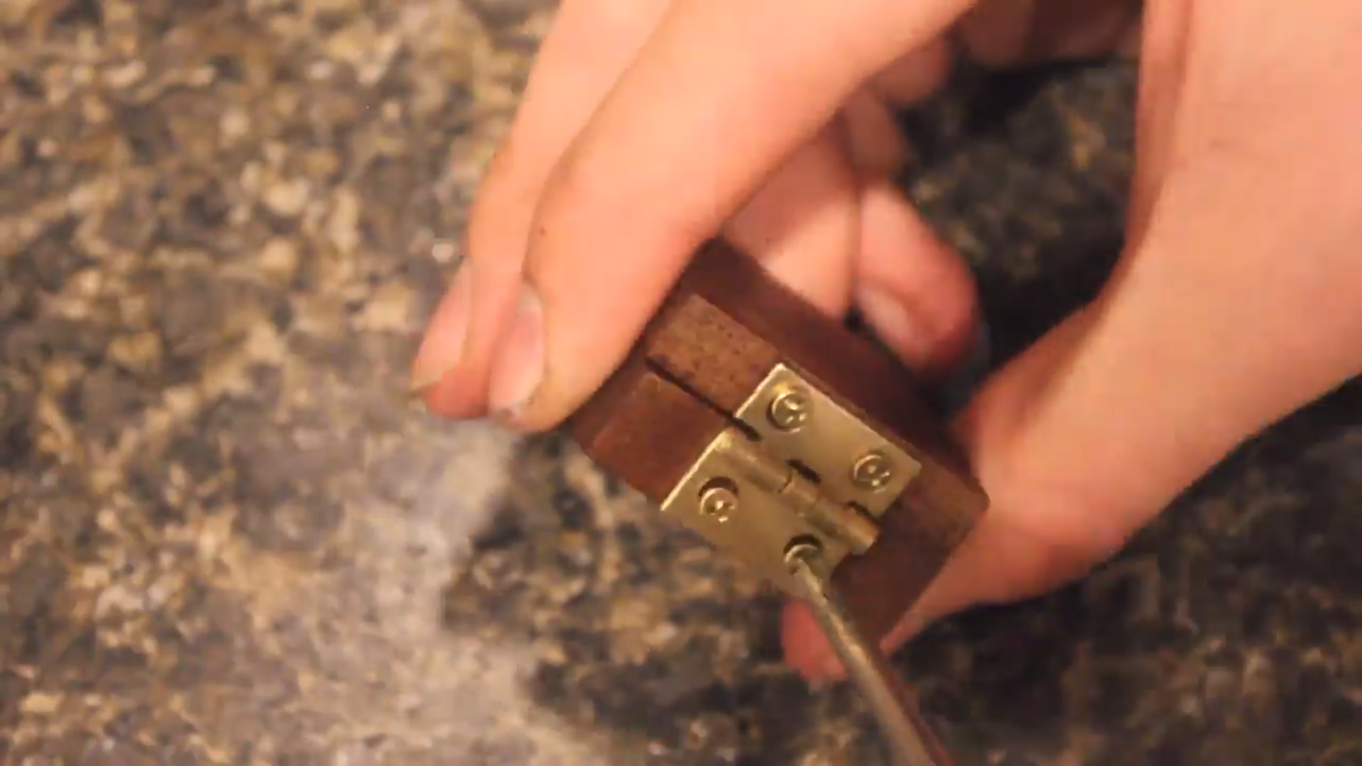 Screenshot from 2018-10-05 12-33-34.png