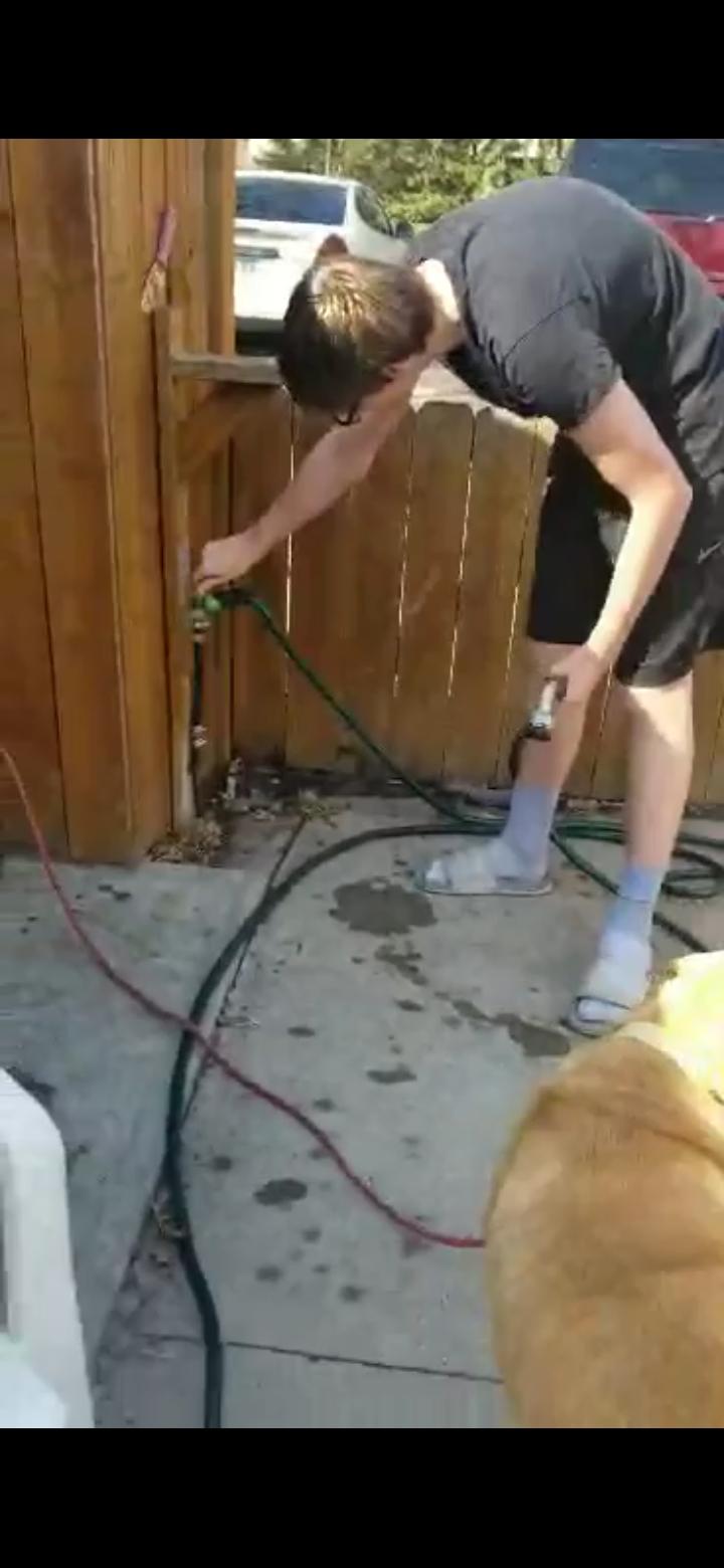 Screenshot_20210410-095837_Video Player.jpg