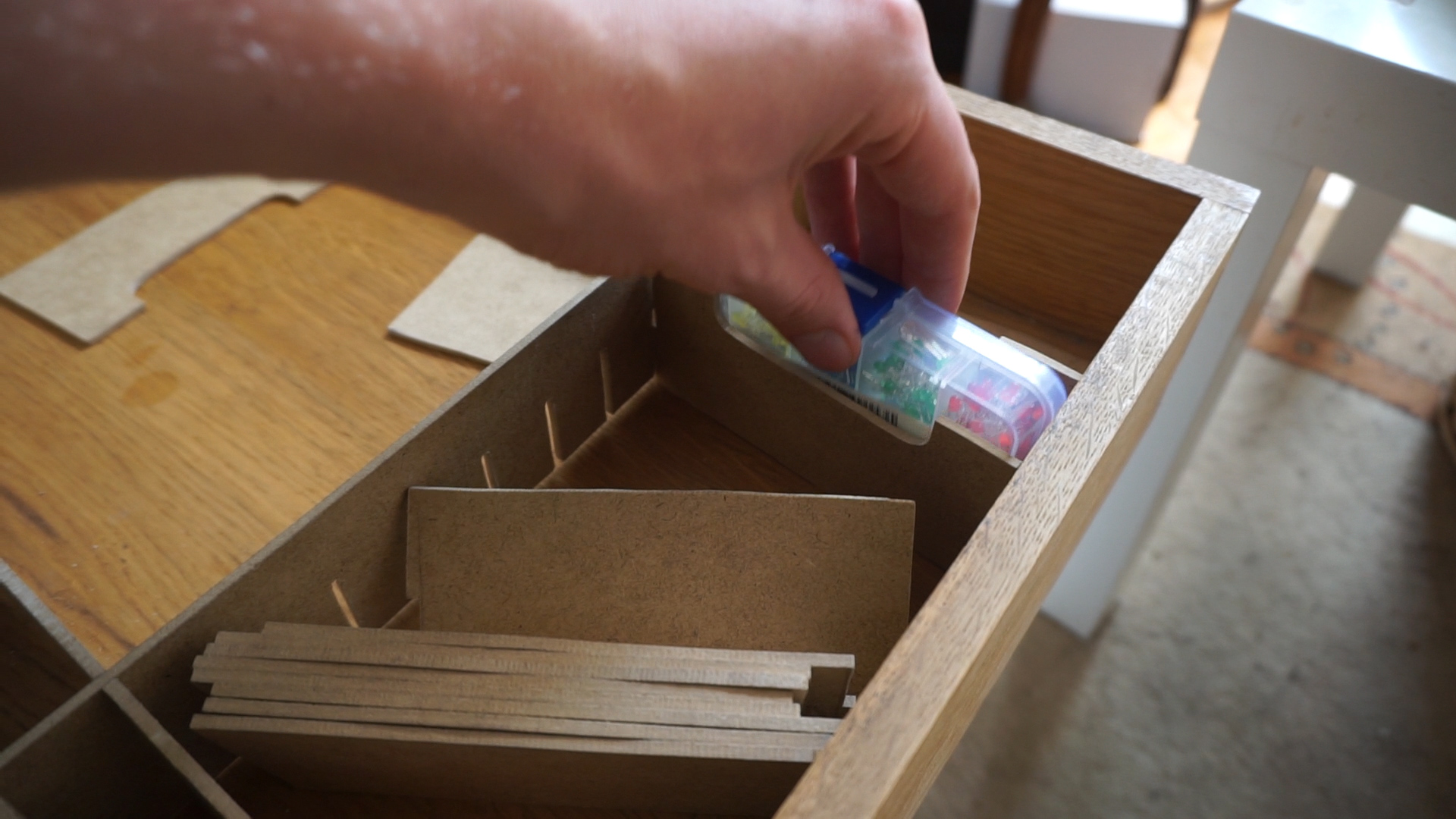 Seq 1.00_09_04_52.Still027.jpg