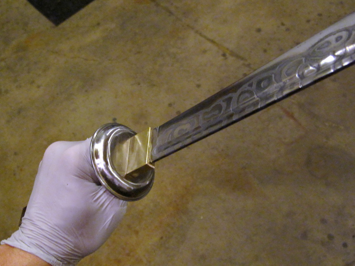 Slotting the Guard 05.JPG