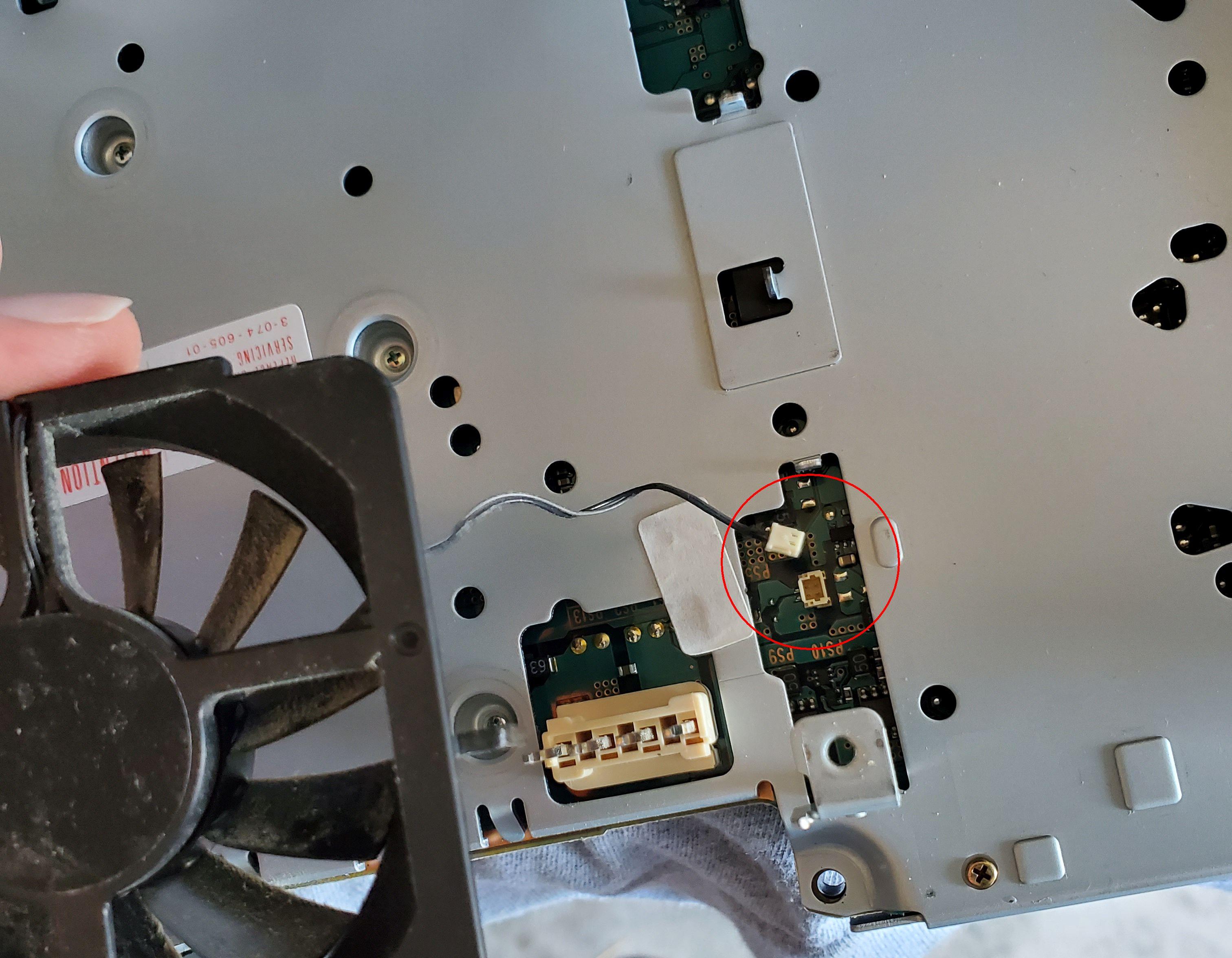 Step 1 Disconnect fan.jpg