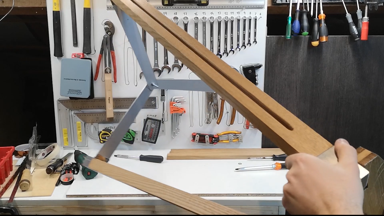 TREPIED REMONTAGE PLAQUE ENTRETOISE2.png