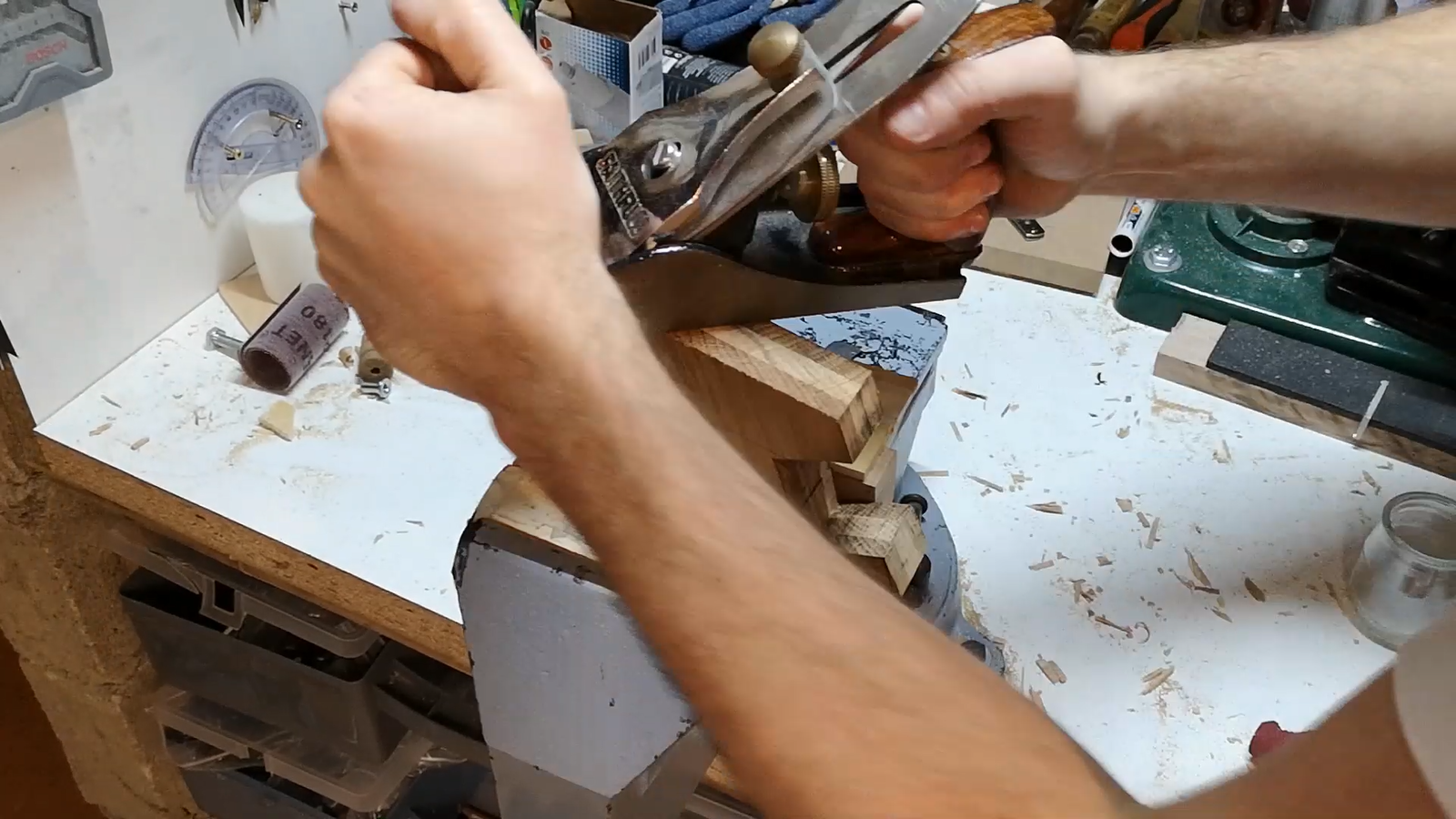 TRIANGLE SUPPORT DECOUPE3.png