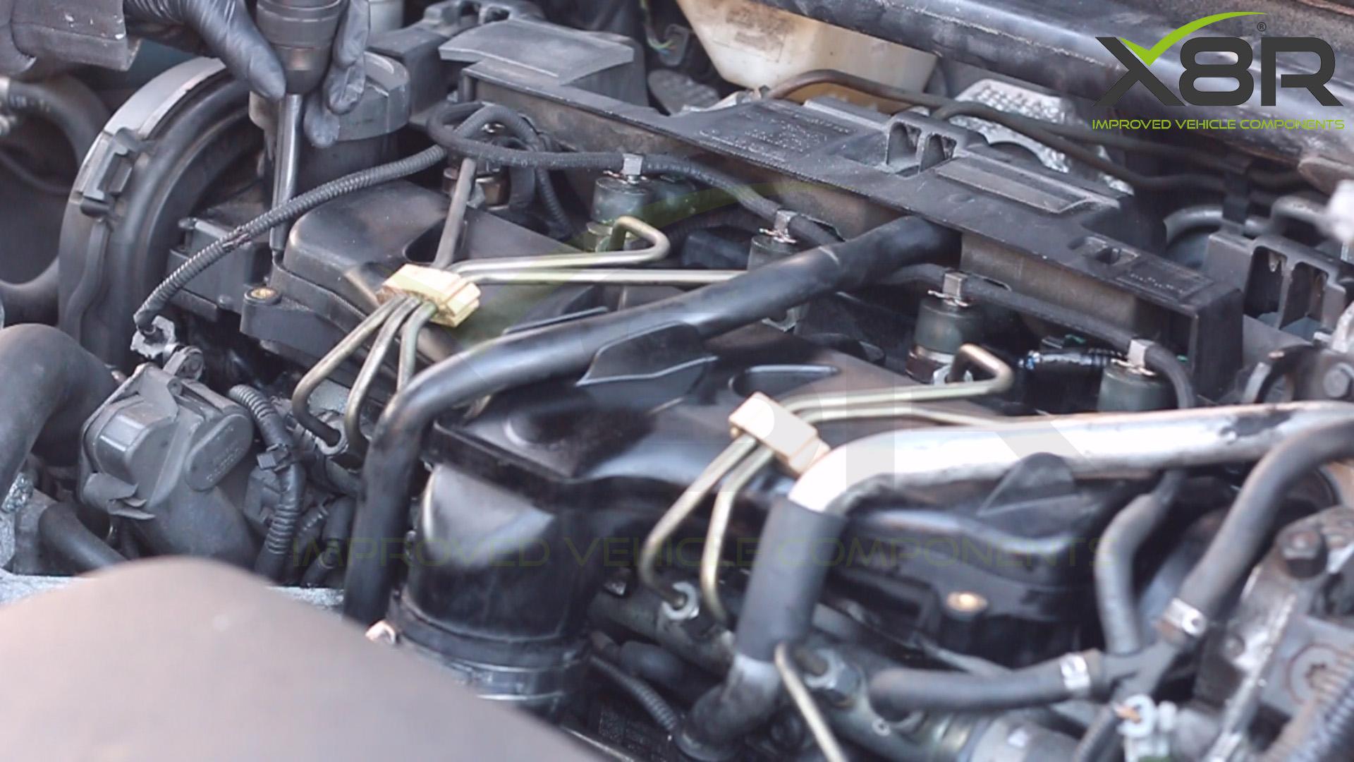 X8R0271 remove t30 bolts.jpg