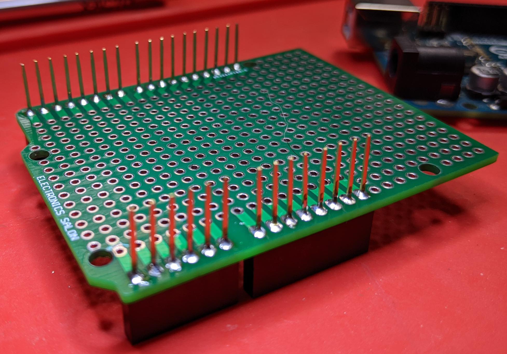 breadboard_complete_00.jpg