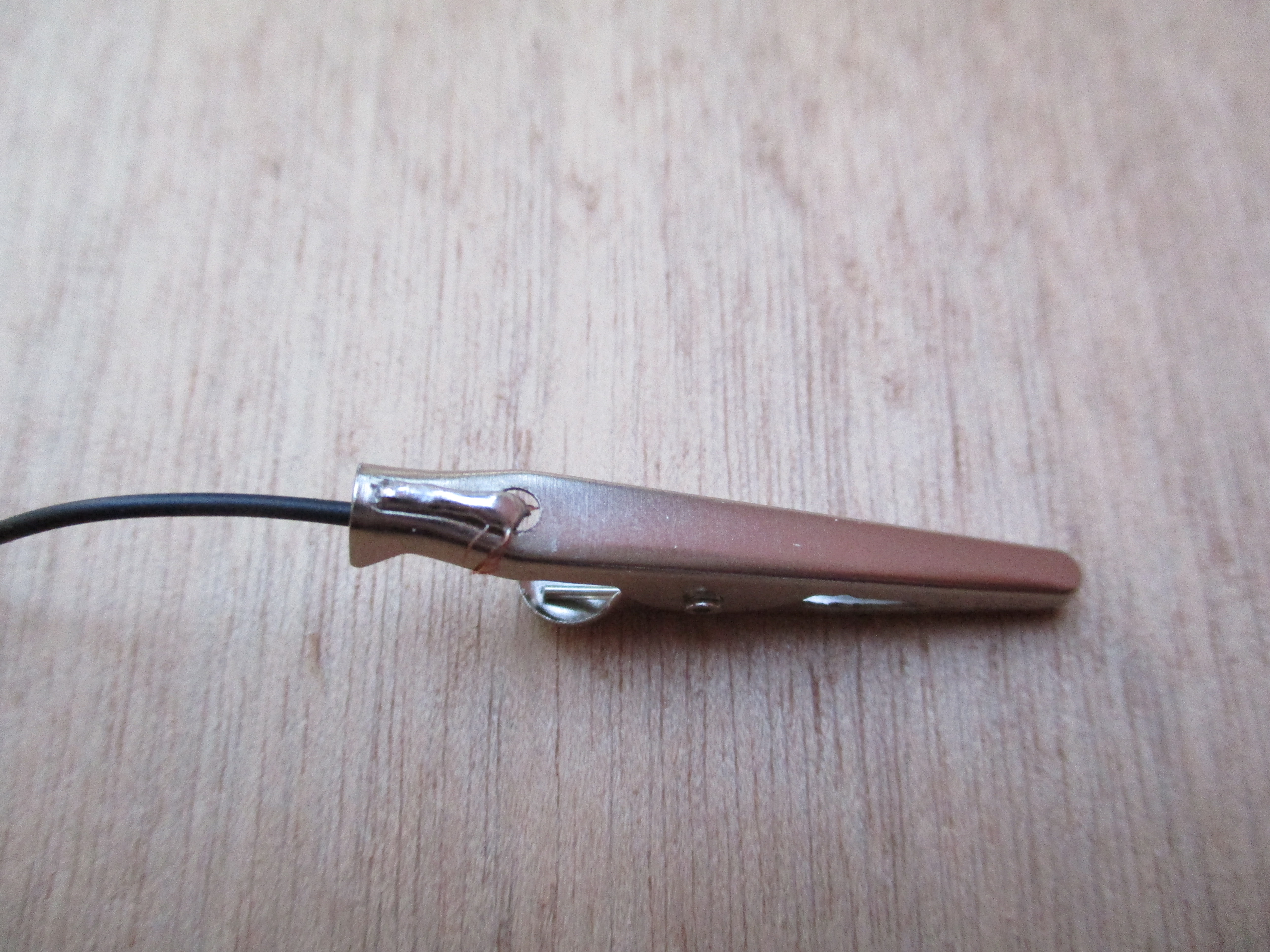 crocodile clip solder.JPG