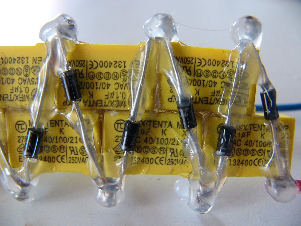 halfwave diodes glued.JPG