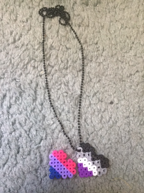 heart necklace.JPG