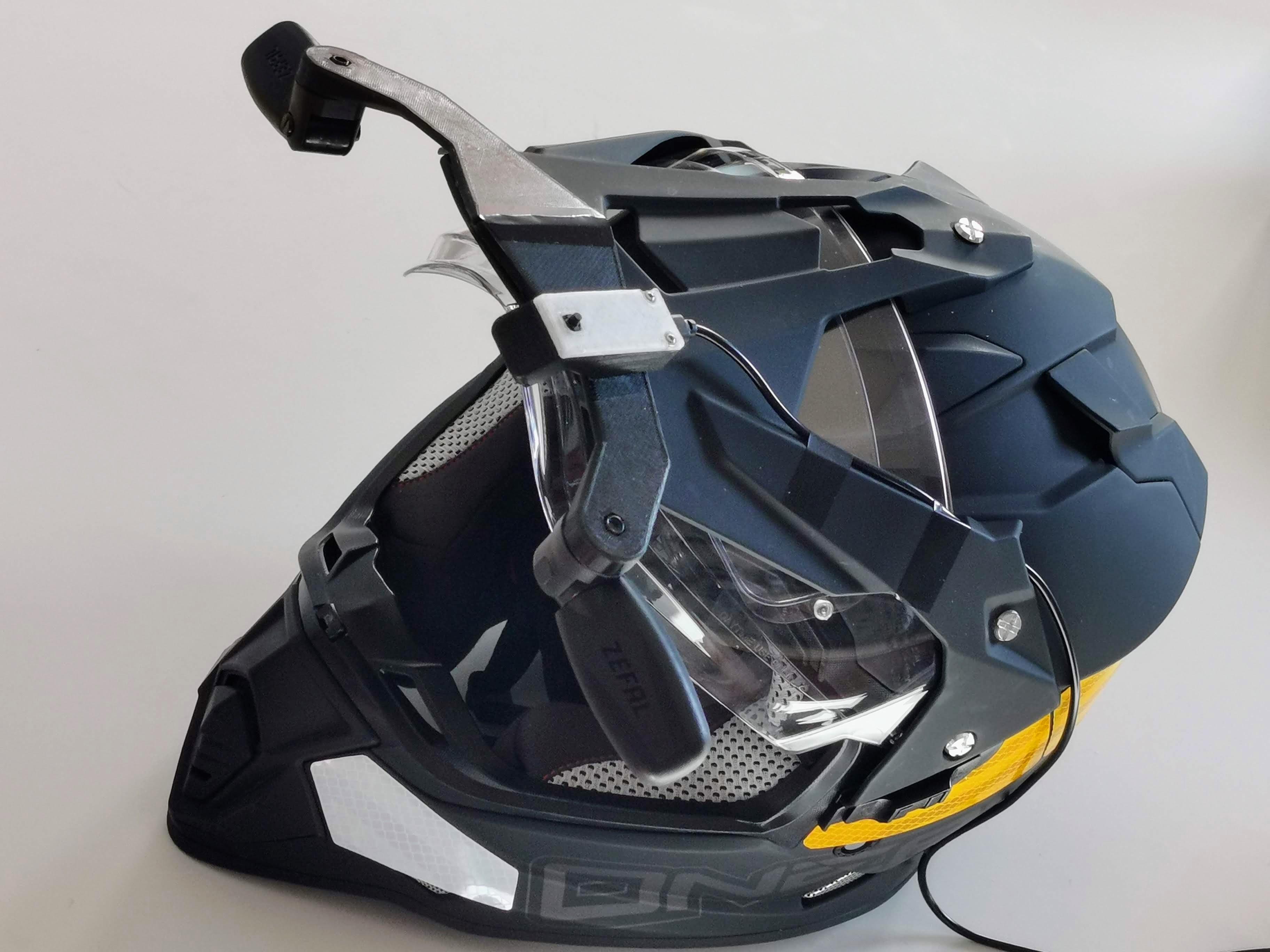 helmet_display2.jpg