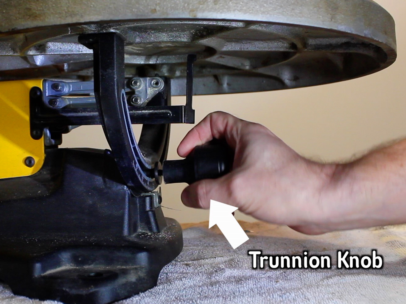 in-trunnion-knob.jpg