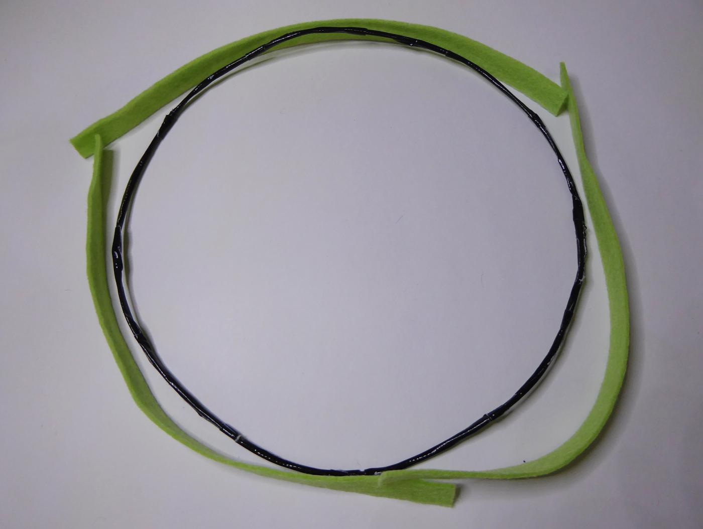 leaf and bud headband 6.JPG