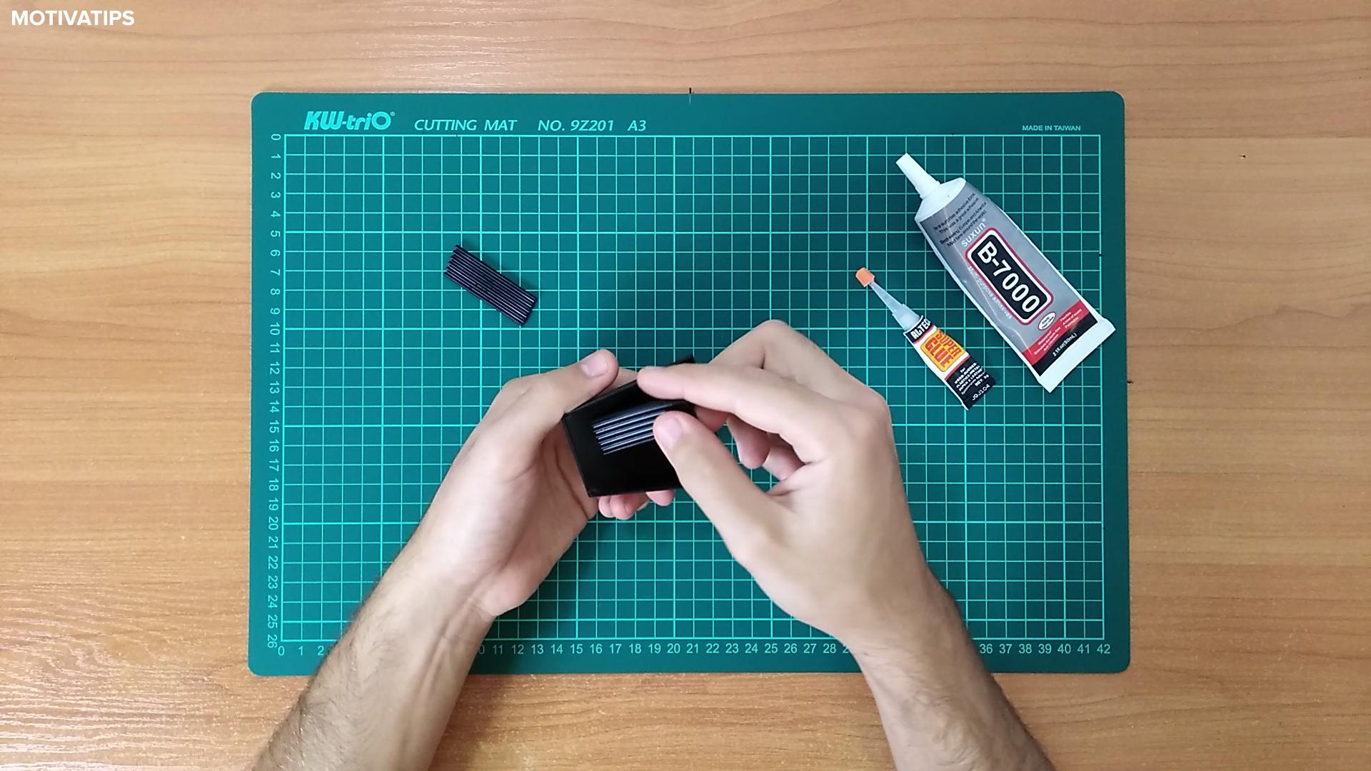 mouse charging dock.00_06_25_20.Still040.jpg