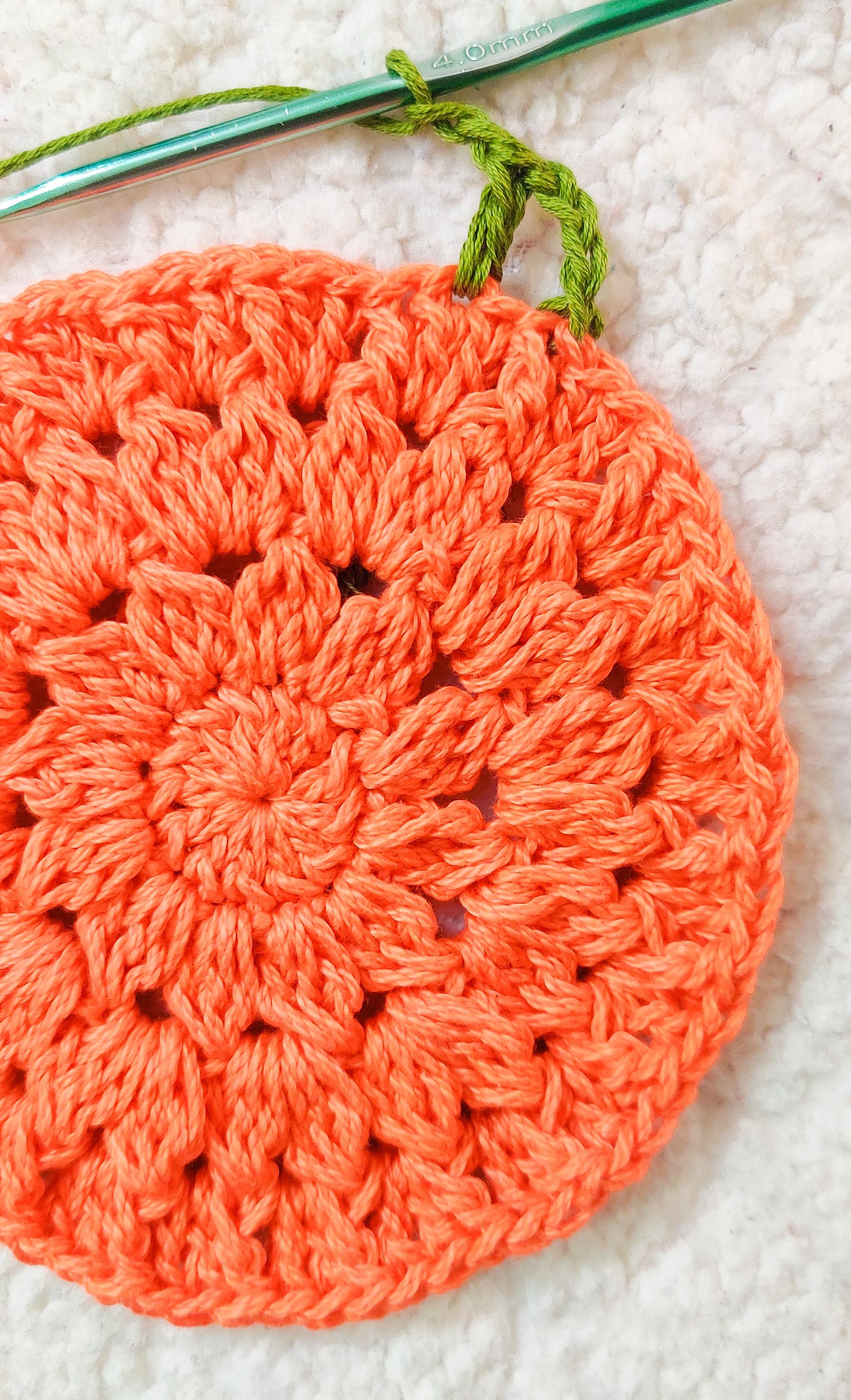 pumpkin spice doily potholder (30).jpg