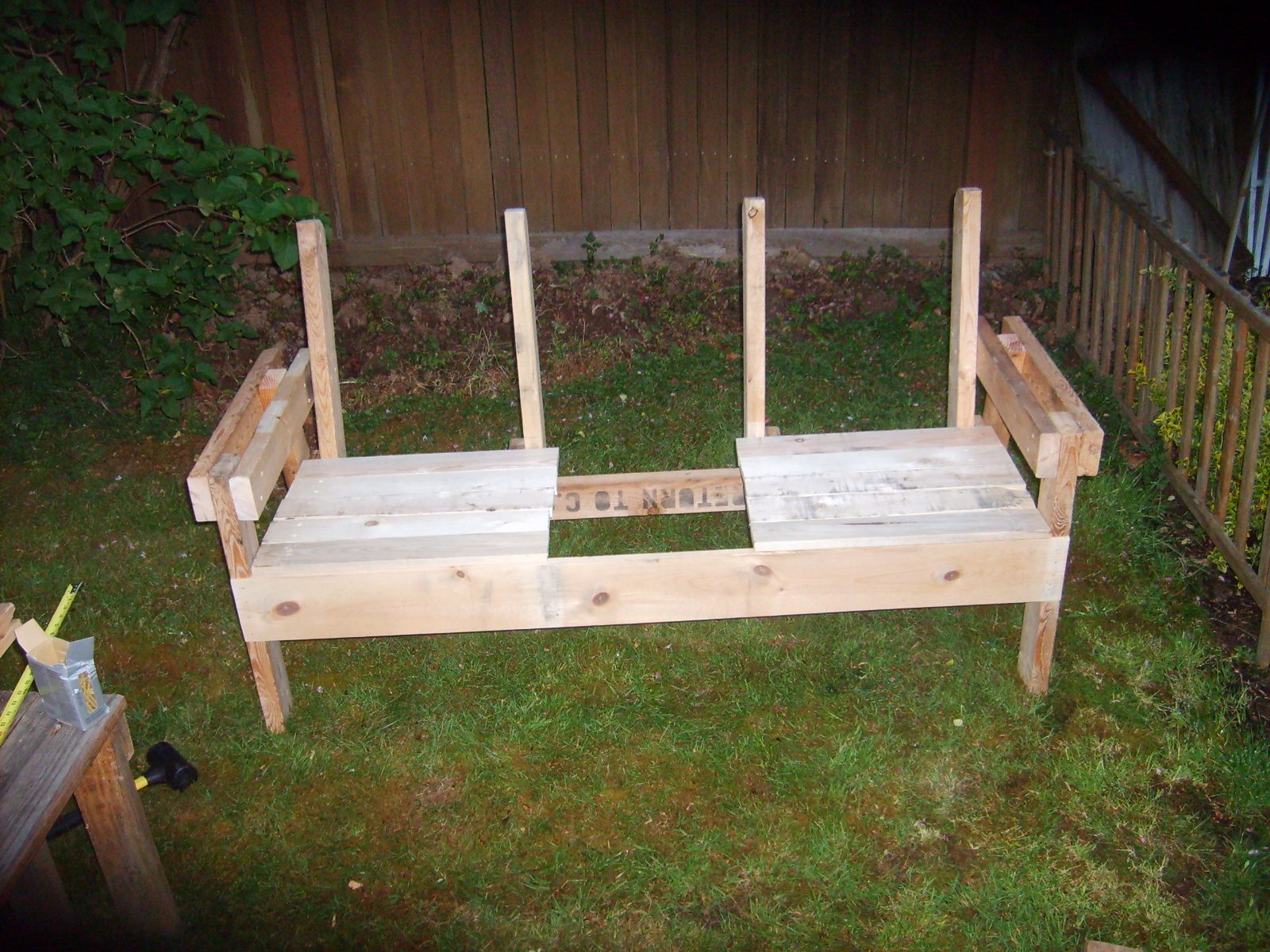 reclaimed wood bench 006.jpg