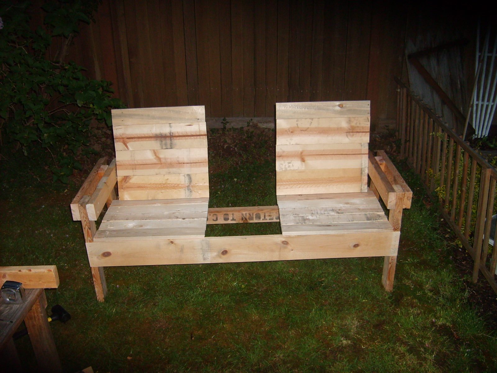 reclaimed wood bench 007.jpg