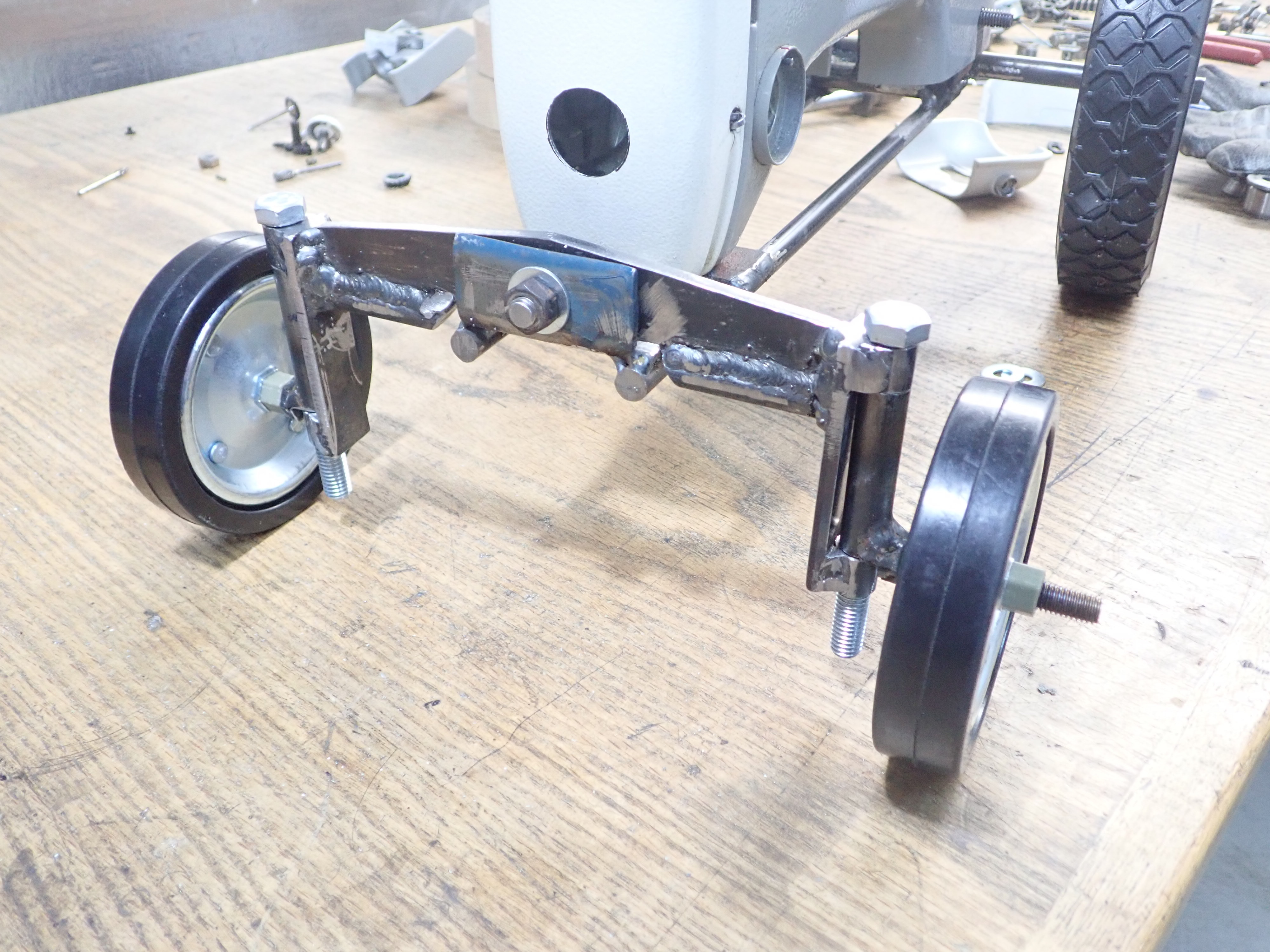 sewing machine tractor (109).JPG